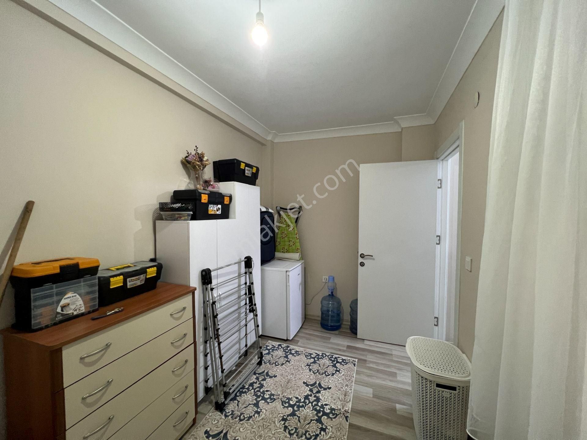 Bornova'da Mevlana Mah. Cadde Üstü Satılık 3+1 Doğalgazlı Daire - Görsel 8