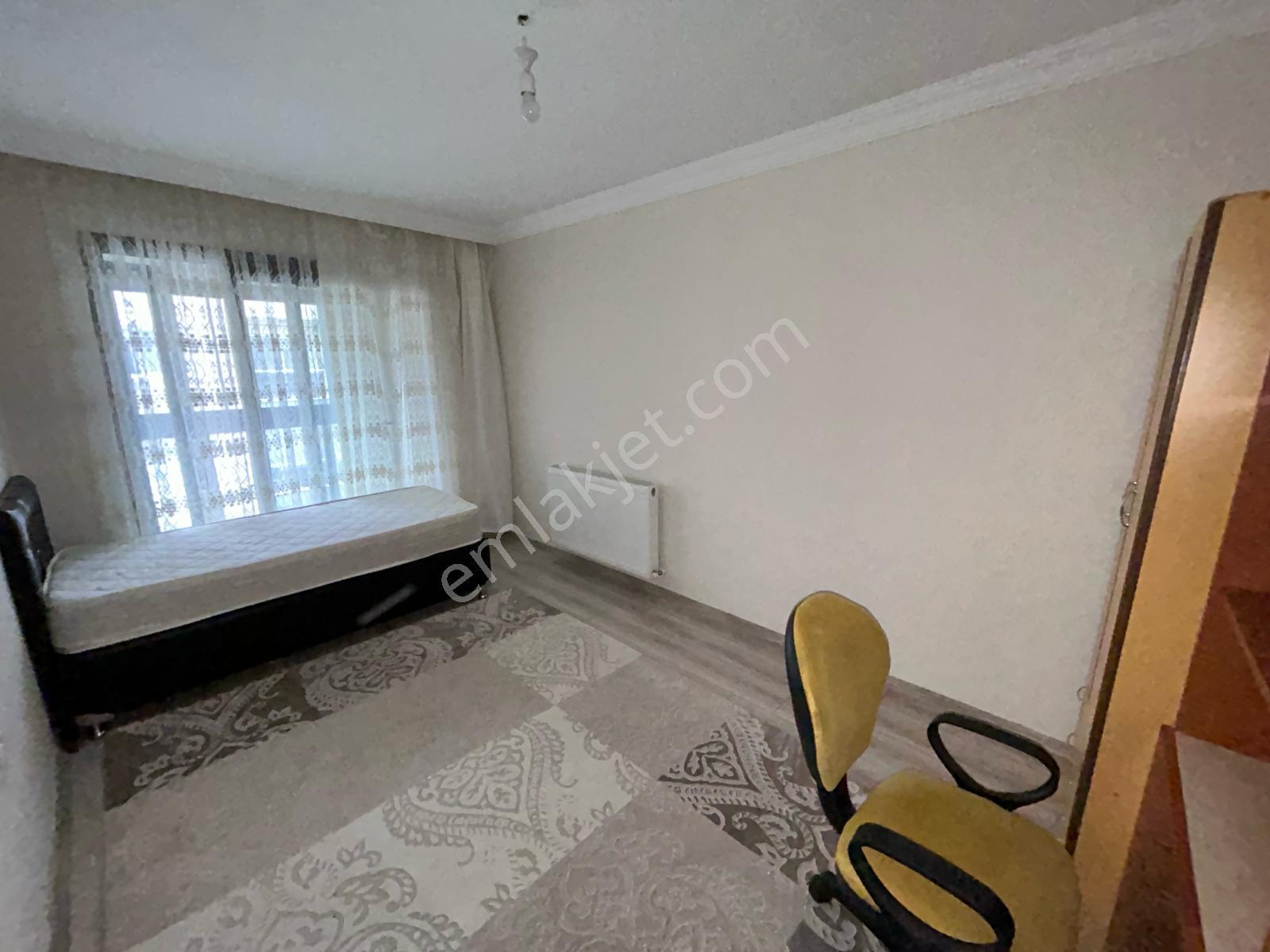 Zeki Emlak'tan Muradiye İstasyon Civarında 2+1 Full Eşyalı Daire - Görsel 13