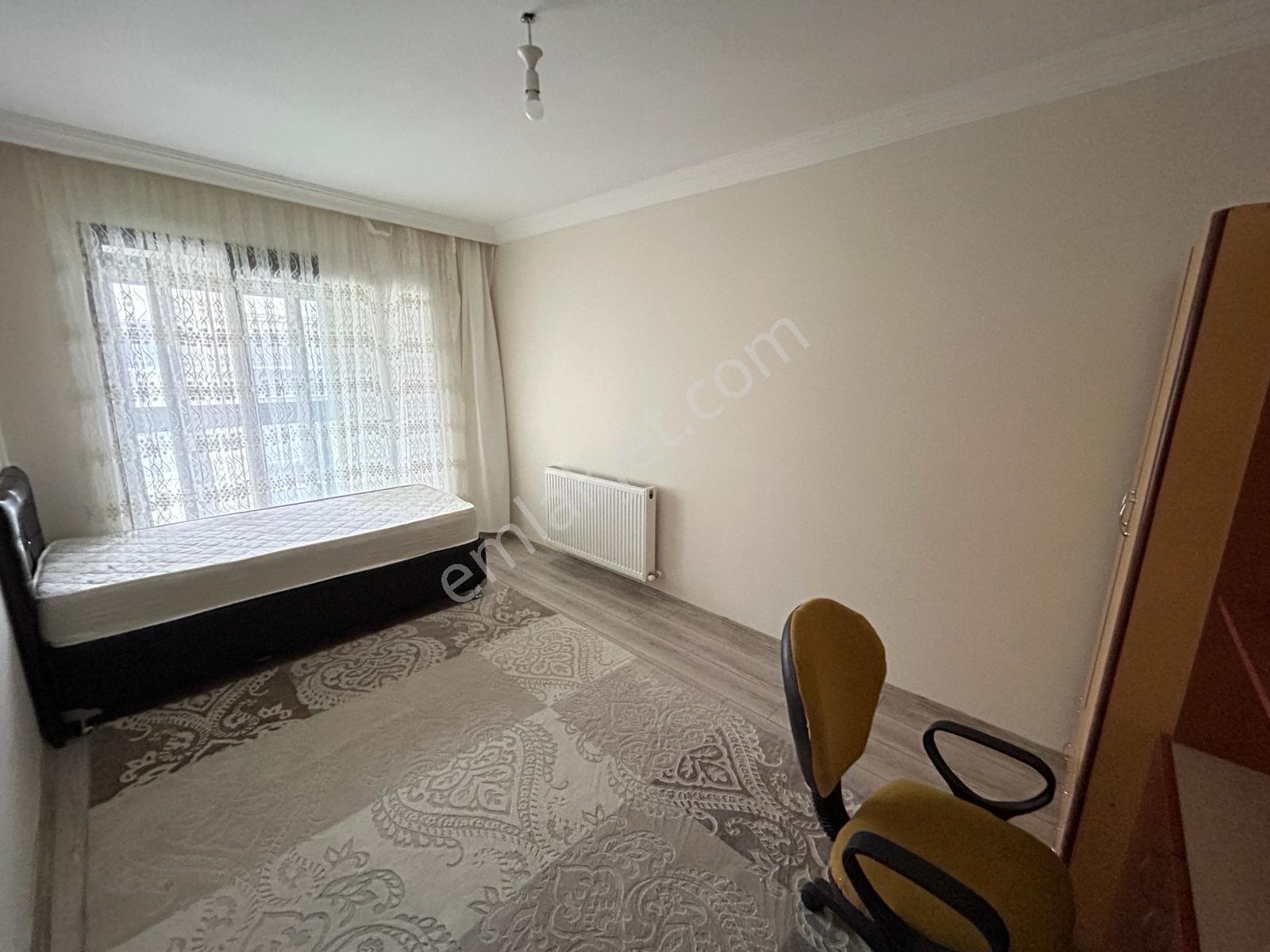 Zeki Emlak'tan Muradiye İstasyon Civarında 2+1 Full Eşyalı Daire - Görsel 12