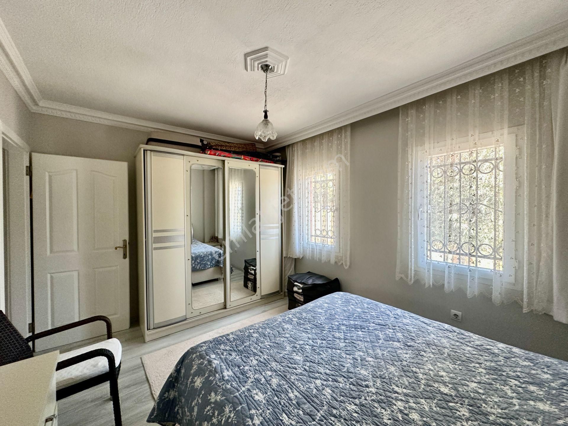 Bodrum Turgutreis Merkezde Kapalı Balkonlu Geniş Tertemiz 2+1 Daire - Görsel 25