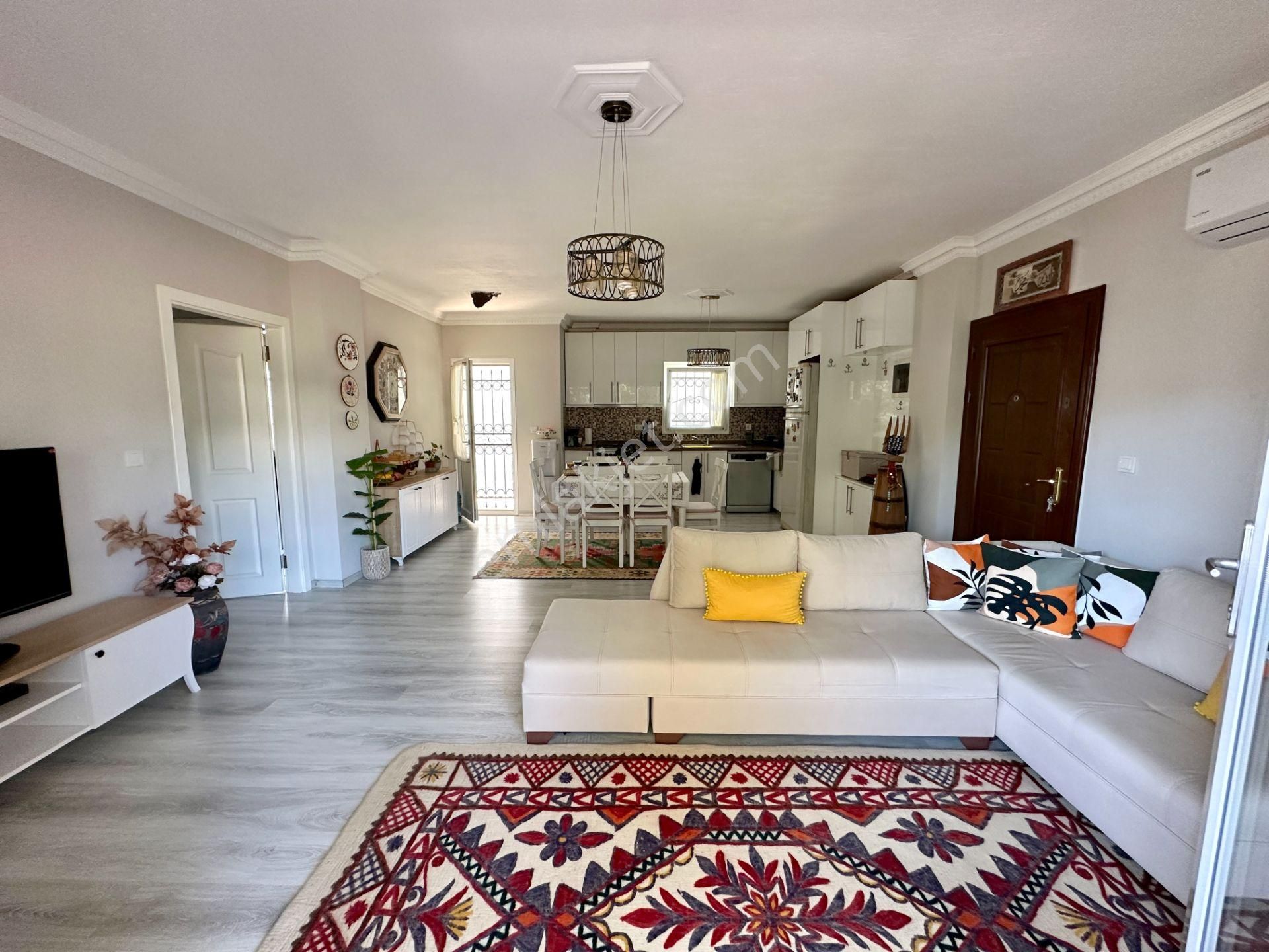 Bodrum Turgutreis Merkezde Kapalı Balkonlu Geniş Tertemiz 2+1 Daire - Görsel 7