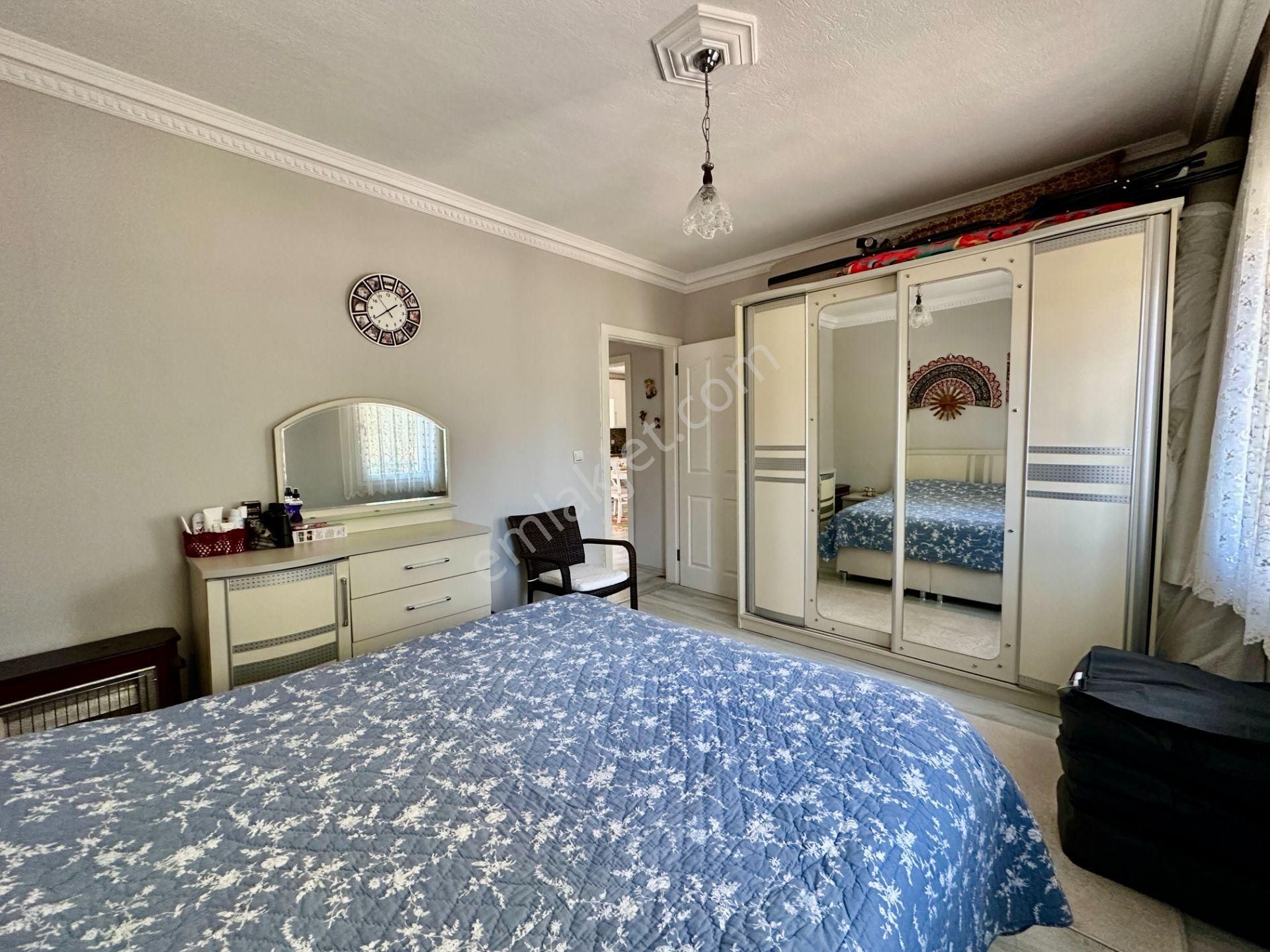 Bodrum Turgutreis Merkezde Kapalı Balkonlu Geniş Tertemiz 2+1 Daire - Görsel 24