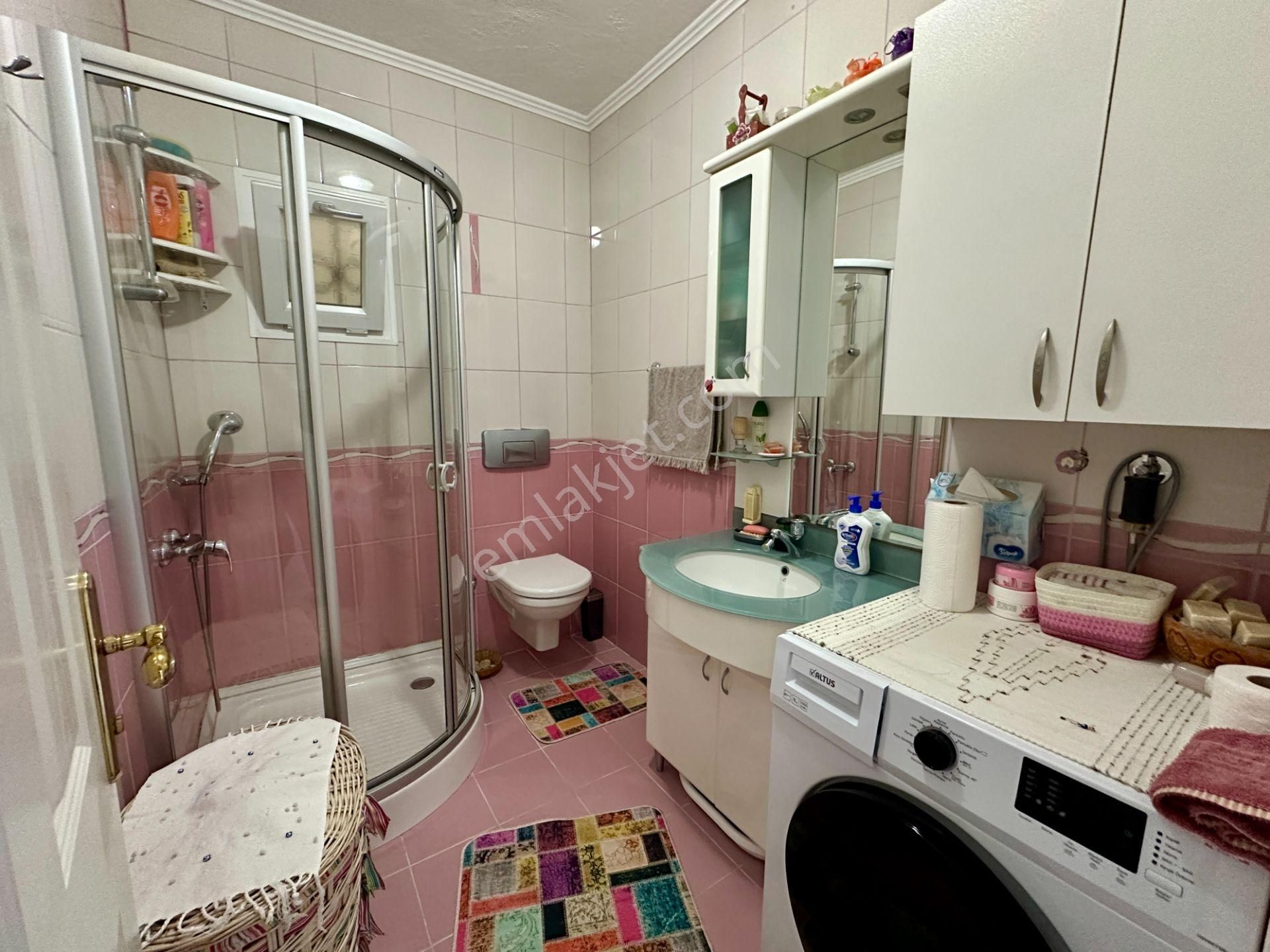 Bodrum Turgutreis Merkezde Kapalı Balkonlu Geniş Tertemiz 2+1 Daire - Görsel 27