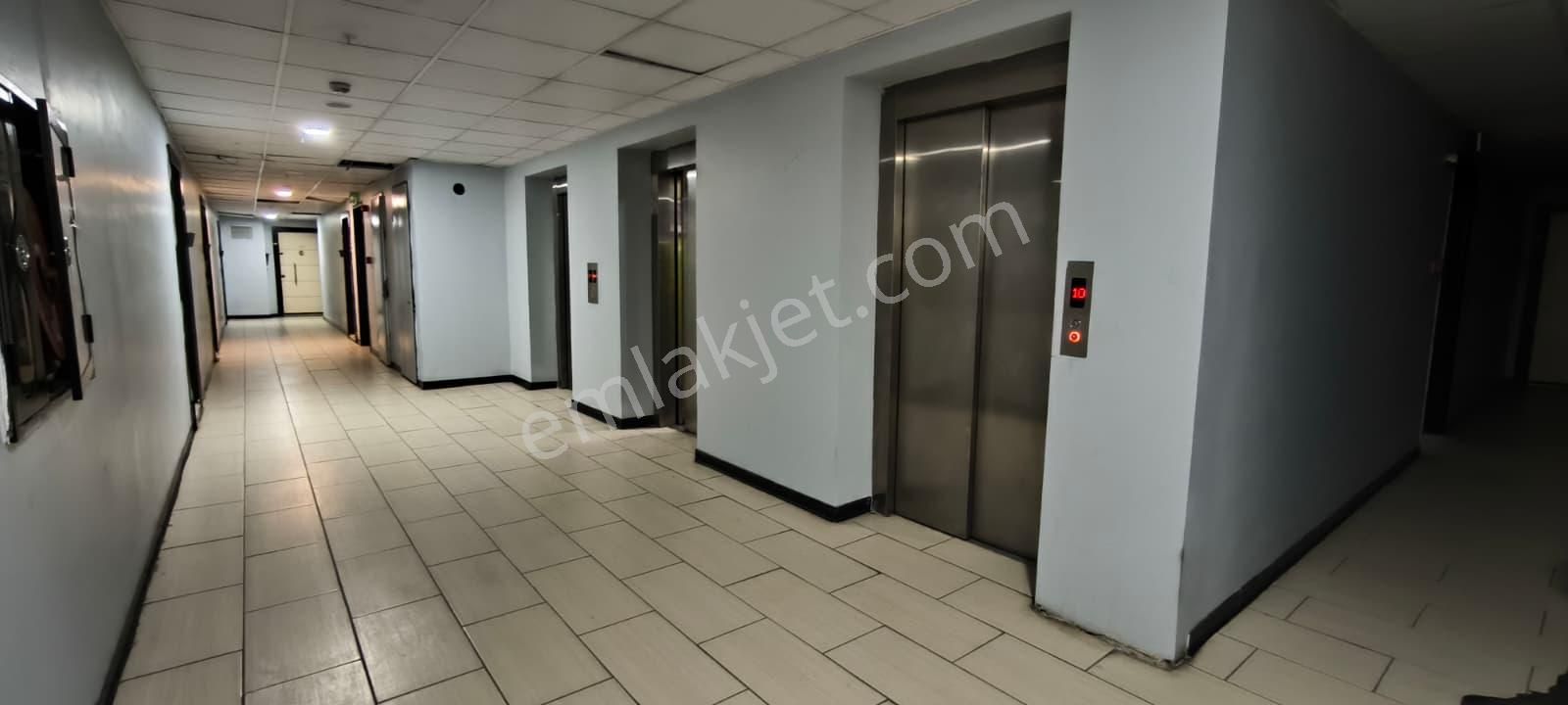 Merkezi Lokasyon Site İçi 1+1 Geniş Ara Kat Daire - Görsel 6