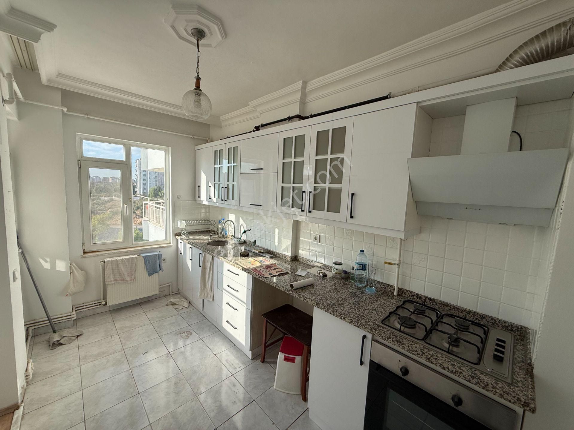 Şehir Hastanesi Yakını Site İçi Kombili Arakat 3+1 - Görsel 9