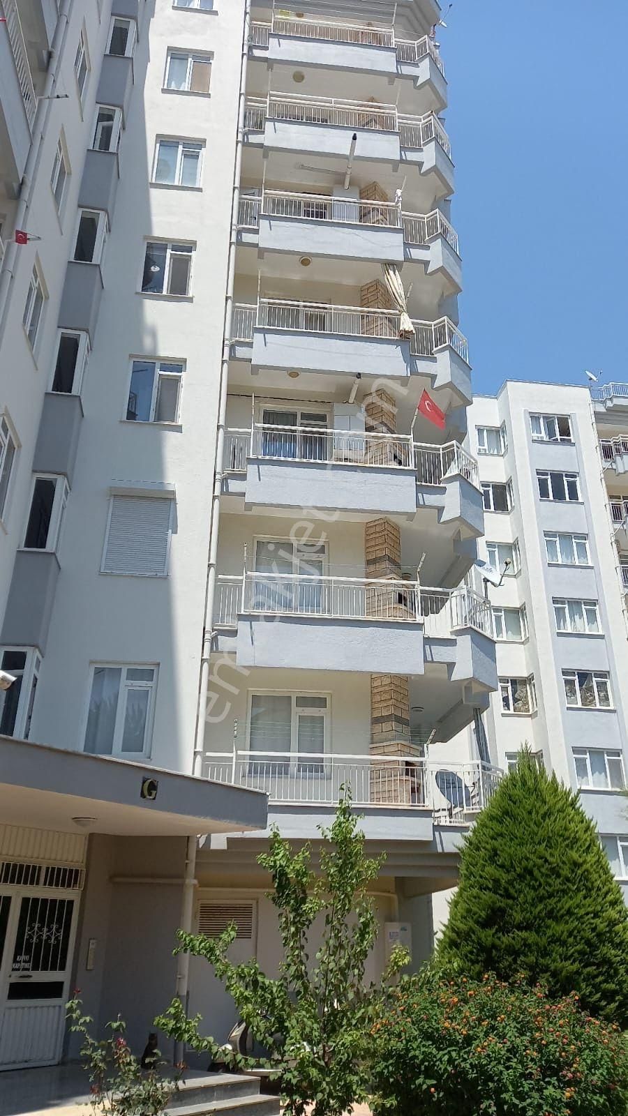 Şehir Hastanesi Yakını Site İçi Kombili Arakat 3+1 - Görsel 24