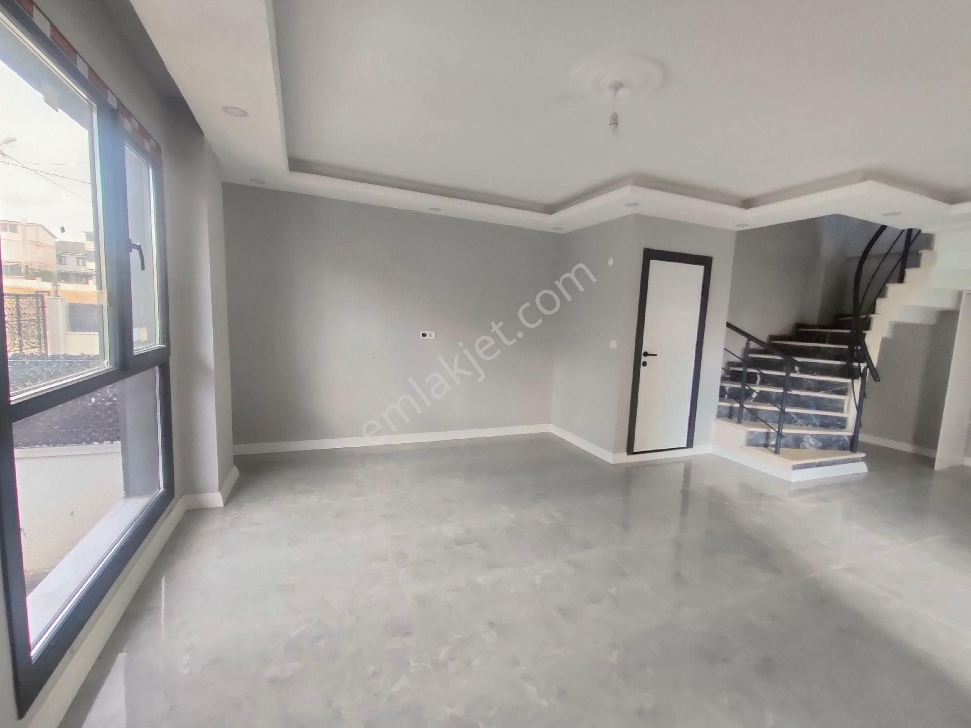 Kartallar'dan Geniş Ve Ferah 4+1 Bahçeli Deniz Manzaralı Lüks Yazlık Villa - Görsel 10