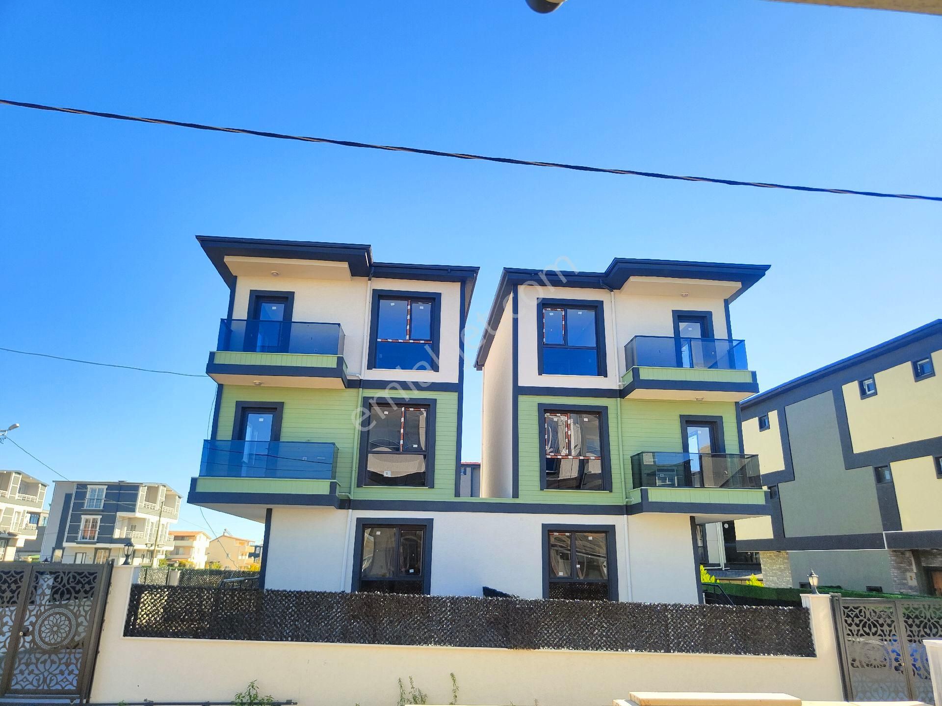 Kartallar'dan Geniş Ve Ferah 4+1 Bahçeli Deniz Manzaralı Lüks Yazlık Villa - Görsel 32