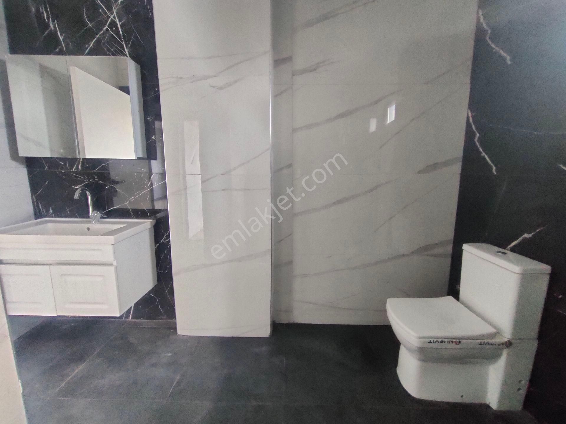 Kartallar'dan Geniş Ve Ferah 4+1 Bahçeli Deniz Manzaralı Lüks Yazlık Villa - Görsel 25