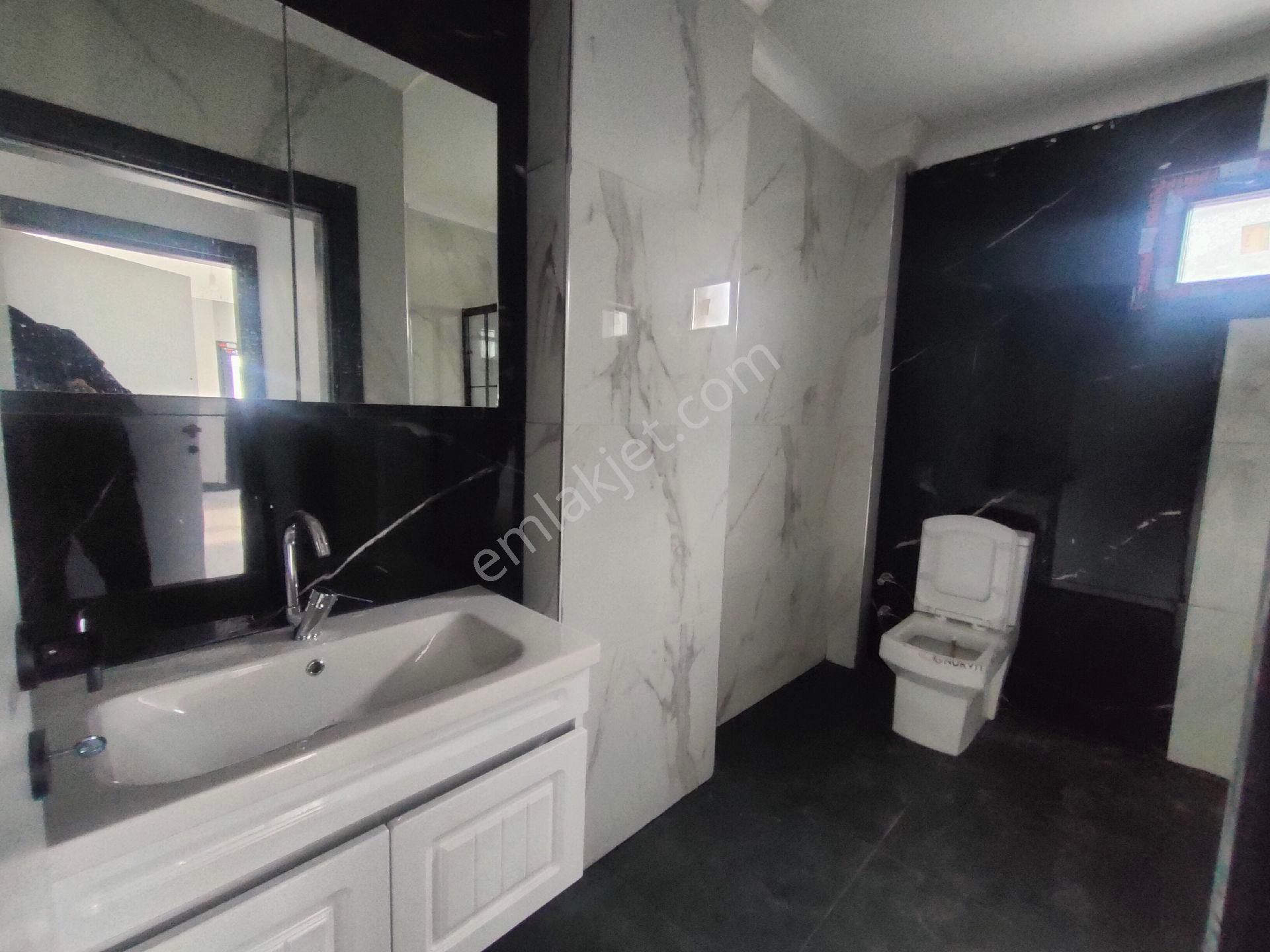 Kartallar'dan Geniş Ve Ferah 4+1 Bahçeli Deniz Manzaralı Lüks Yazlık Villa - Görsel 19