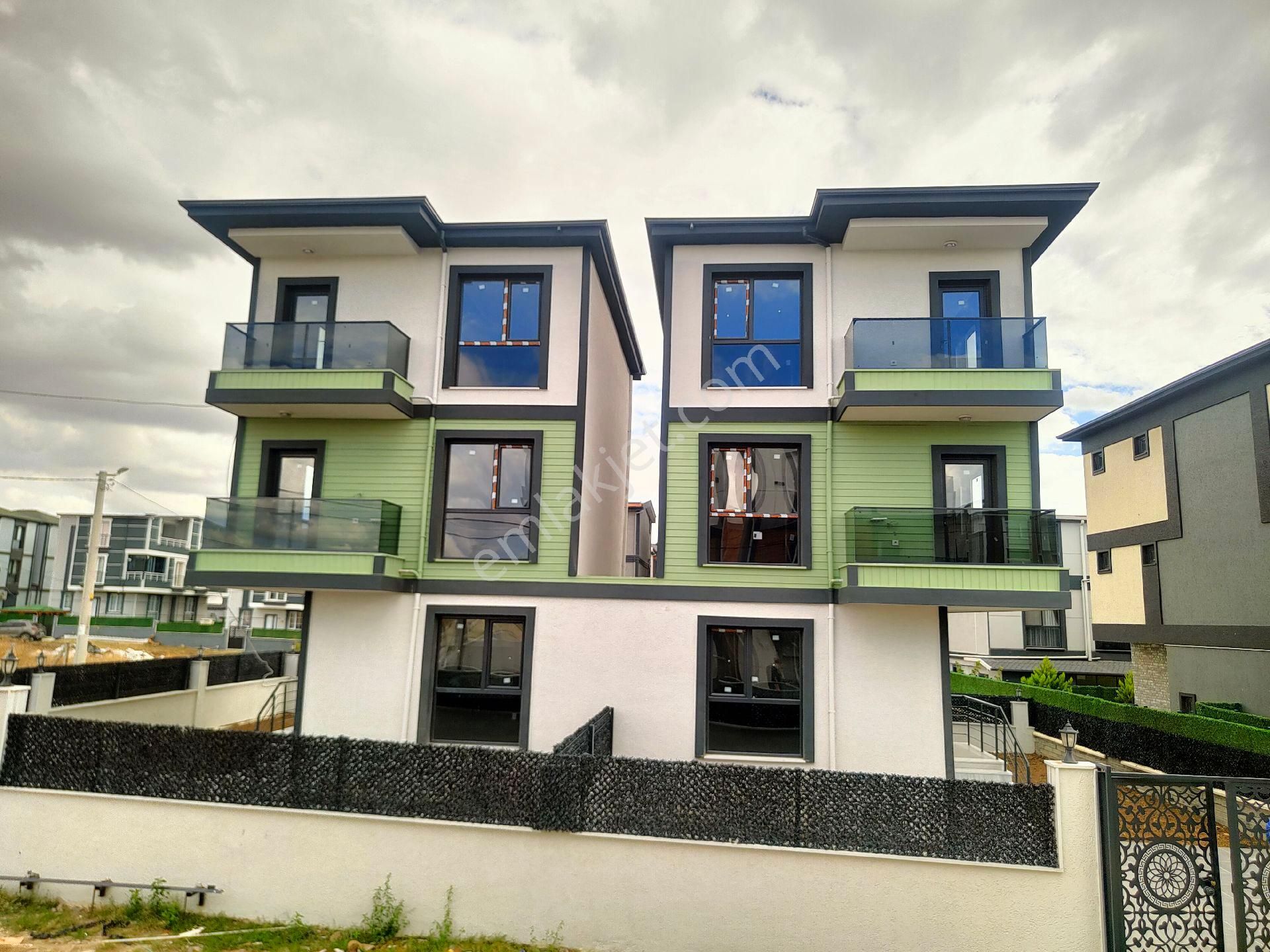 Kartallar'dan Geniş Ve Ferah 4+1 Bahçeli Deniz Manzaralı Lüks Yazlık Villa - Görsel 34