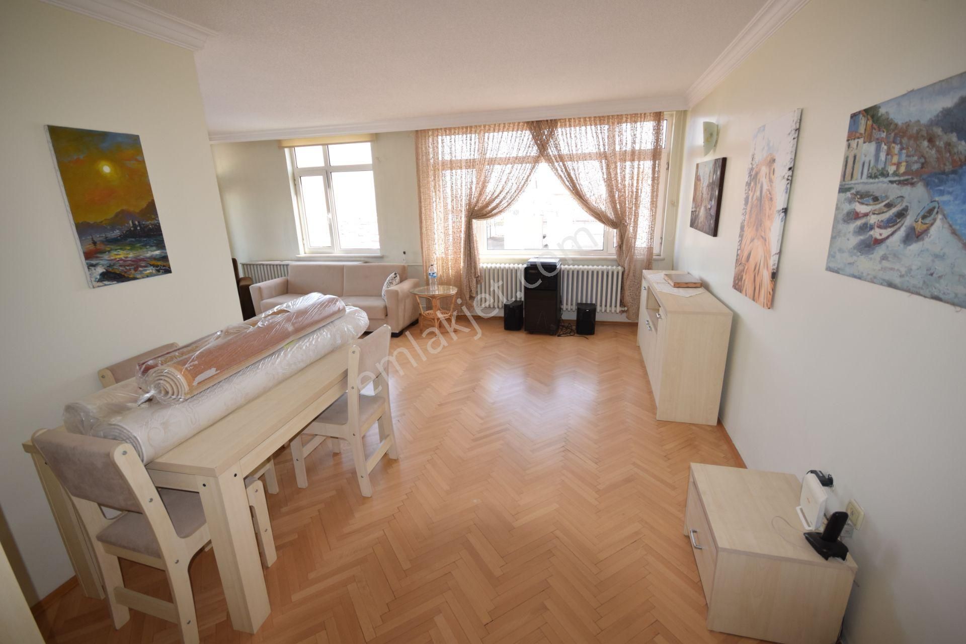 İlk-ev'den Full Mobilyalı Bakımlı Manzaralı Çobanyıldızı Sokakta 3+1 Merkezi Sistem - Görsel 3