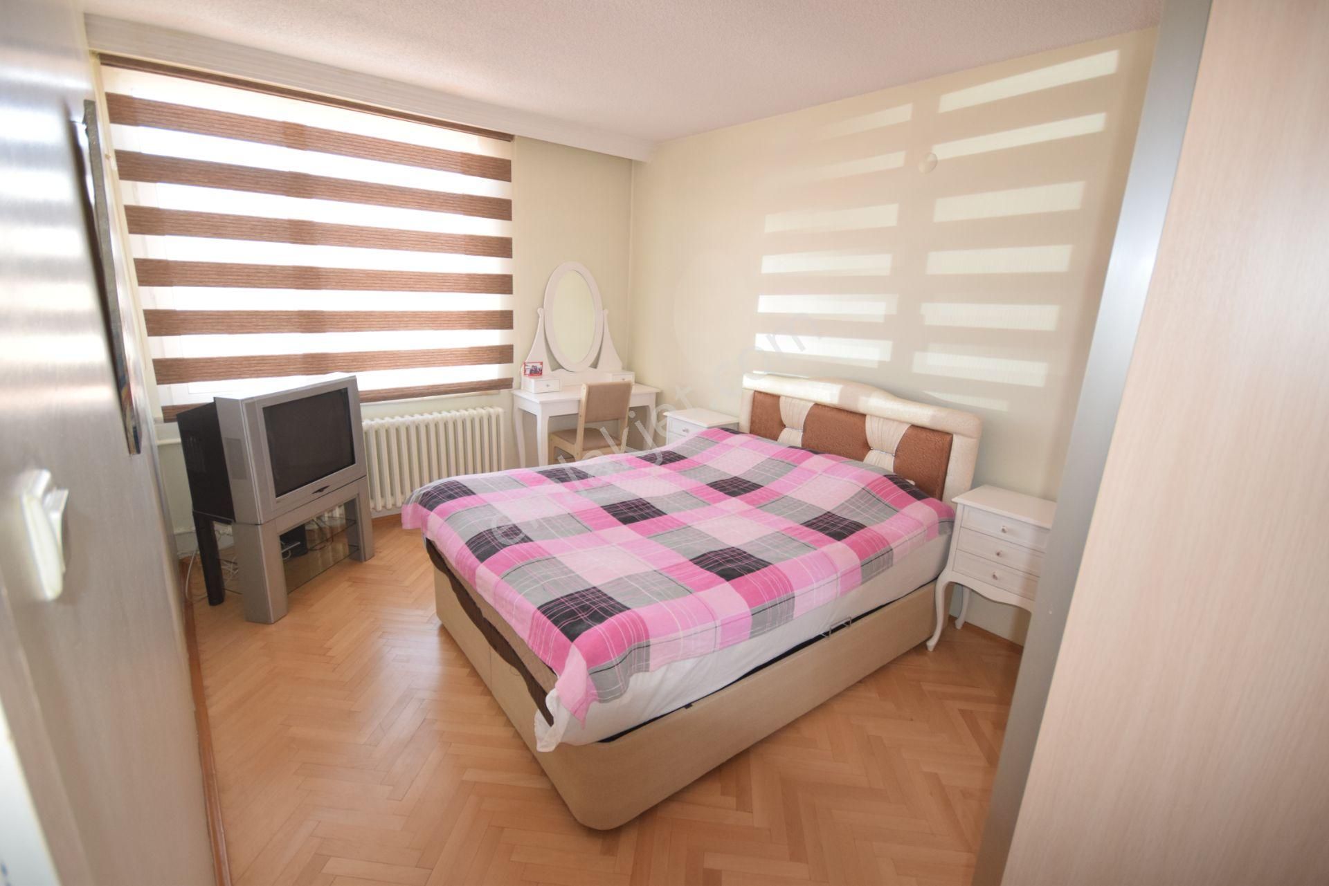 İlk-ev'den Full Mobilyalı Bakımlı Manzaralı Çobanyıldızı Sokakta 3+1 Merkezi Sistem - Görsel 14