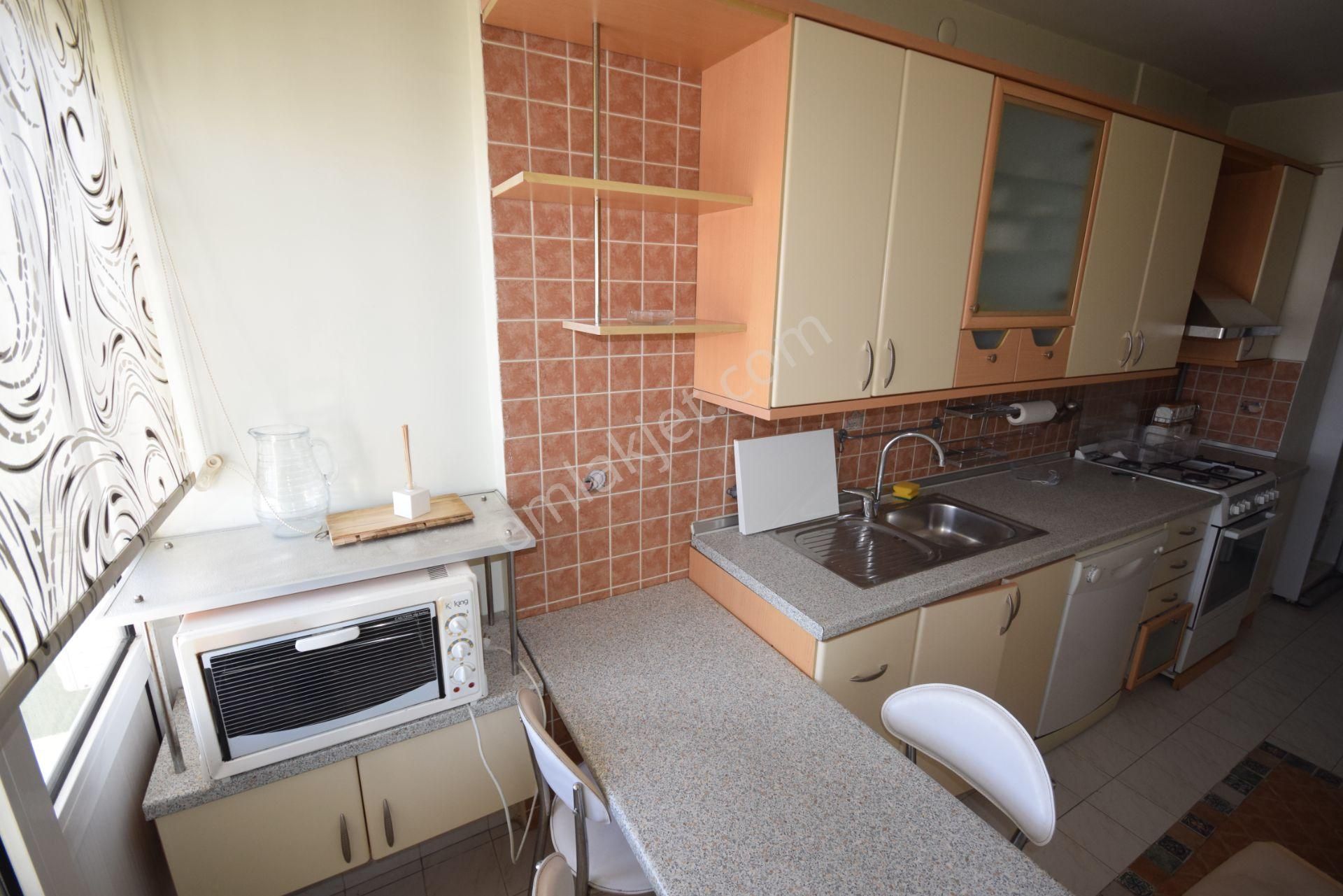 İlk-ev'den Full Mobilyalı Bakımlı Manzaralı Çobanyıldızı Sokakta 3+1 Merkezi Sistem - Görsel 8