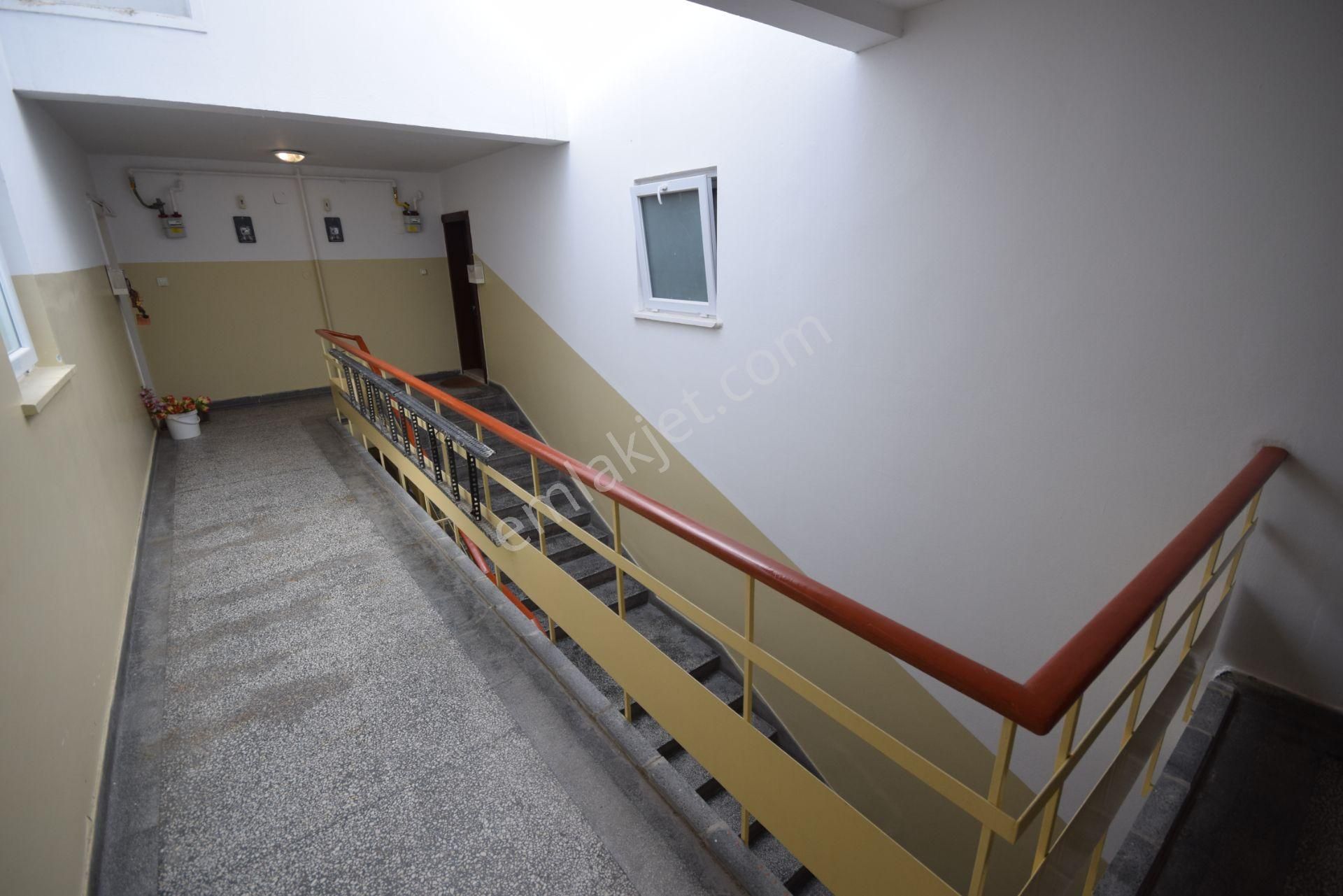 İlk-ev'den Full Mobilyalı Bakımlı Manzaralı Çobanyıldızı Sokakta 3+1 Merkezi Sistem - Görsel 16