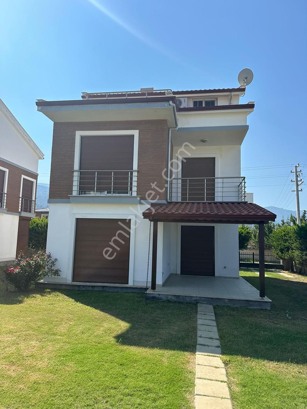 Kuşadası Güzelçamlı 4+1 Tek Müstakil Villa - Görsel 2
