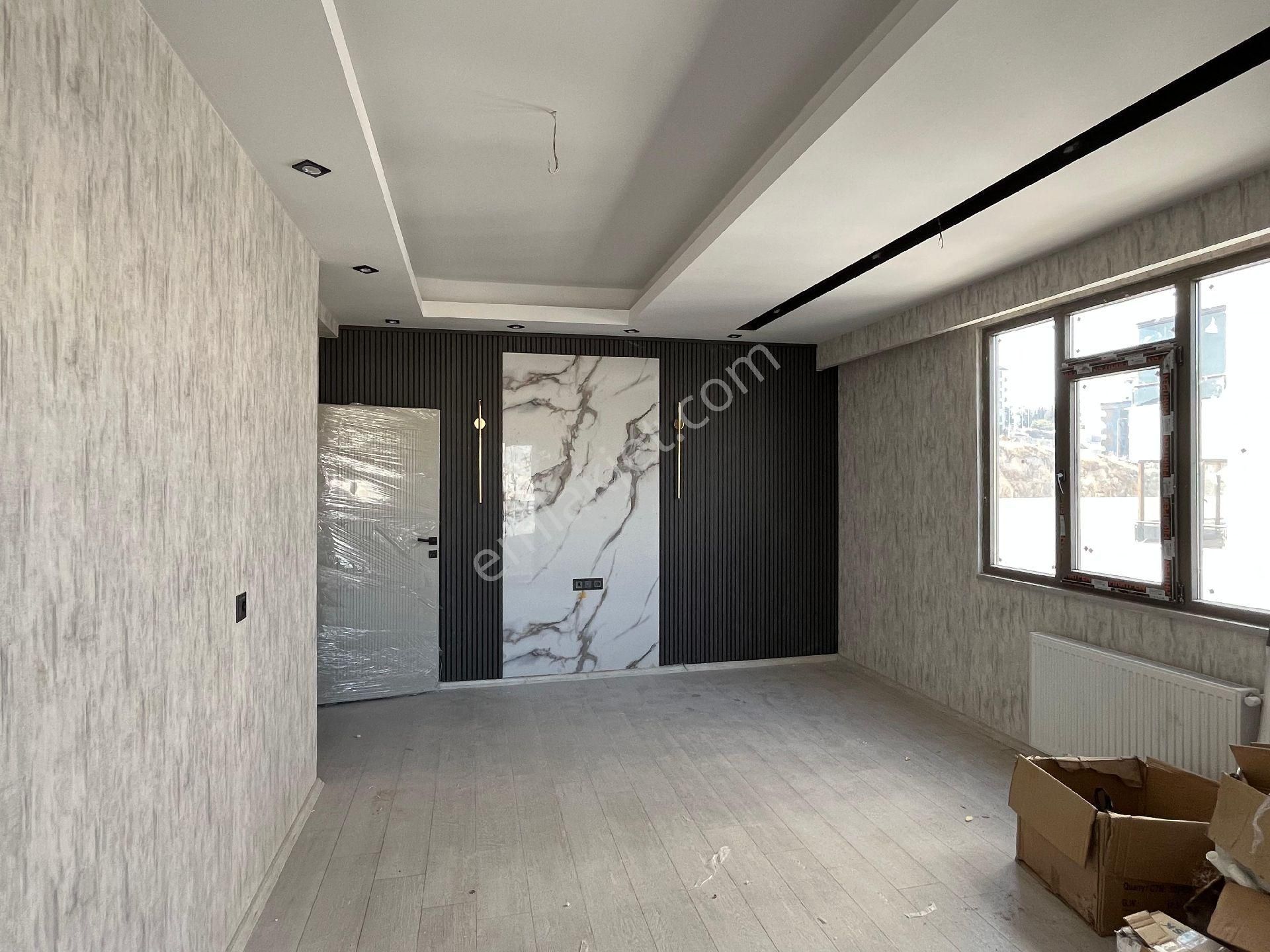 Yavuz Emlak Tan Satılık Daire Arakat Karaköprü Çardaklı Bulvarında 5 Oda - Görsel 10