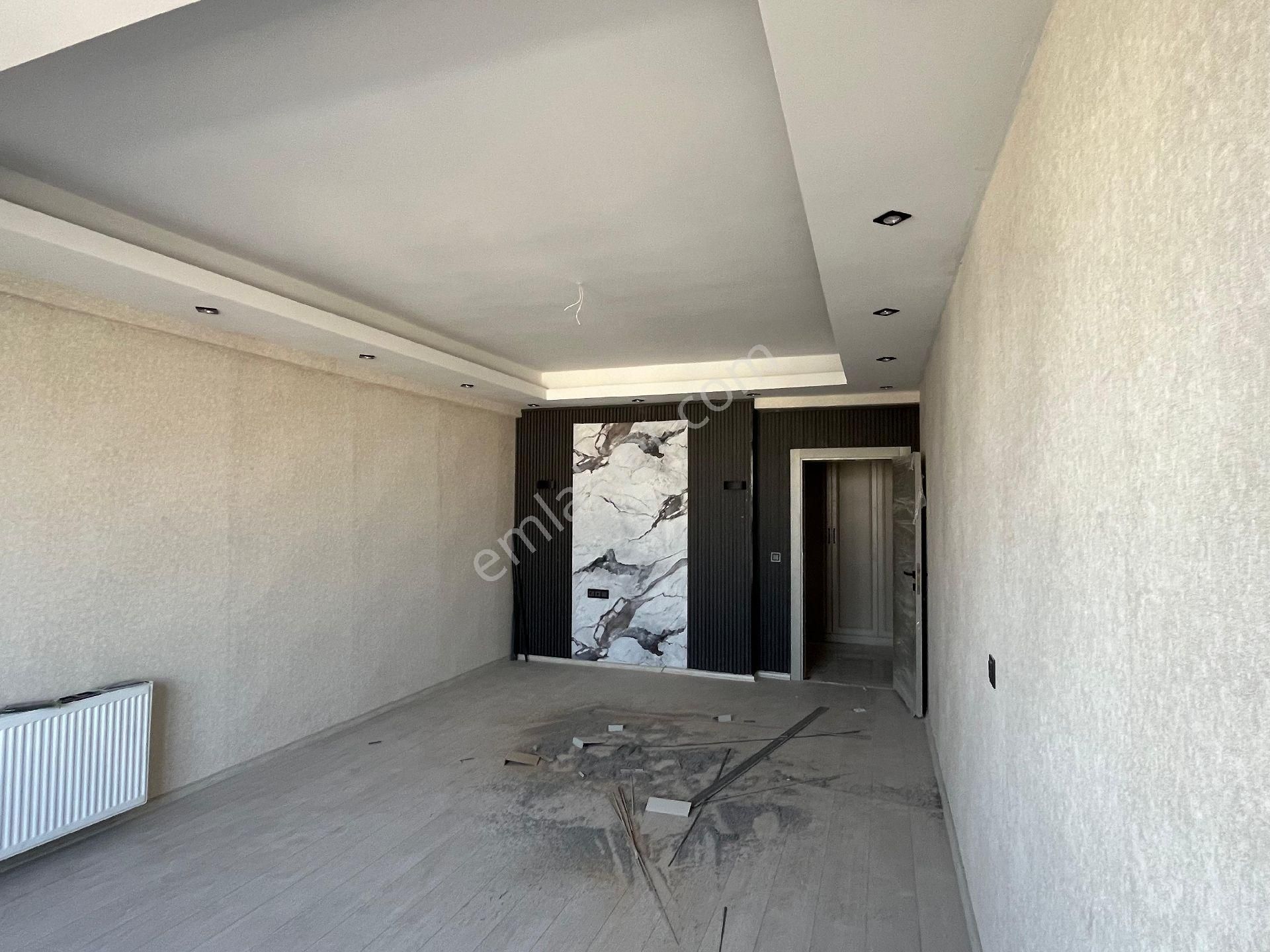 Yavuz Emlak Tan Satılık Daire Arakat Karaköprü Çardaklı Bulvarında 5 Oda - Görsel 17