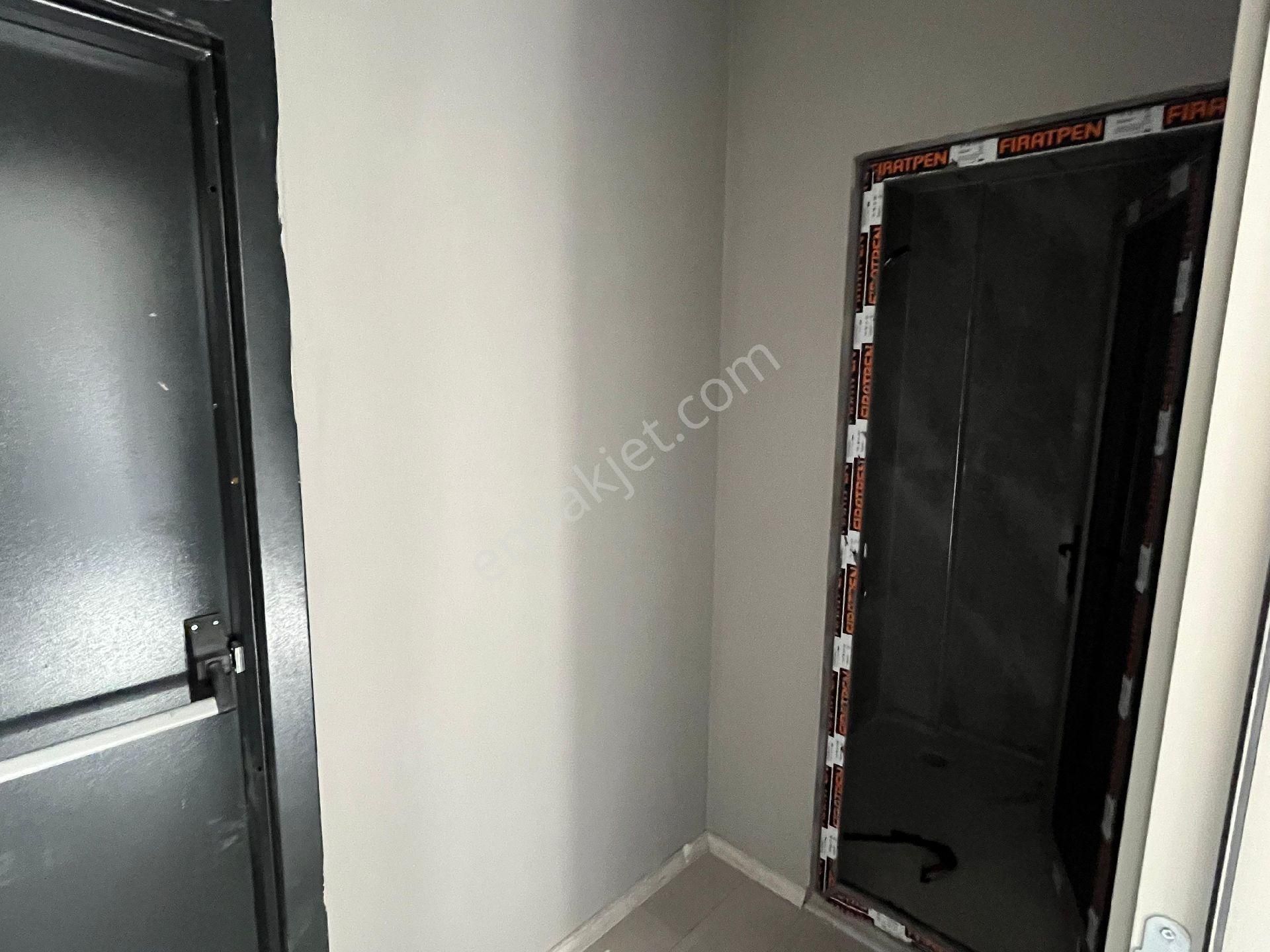 Yavuz Emlak Tan Satılık Daire Arakat Karaköprü Çardaklı Bulvarında 5 Oda - Görsel 2