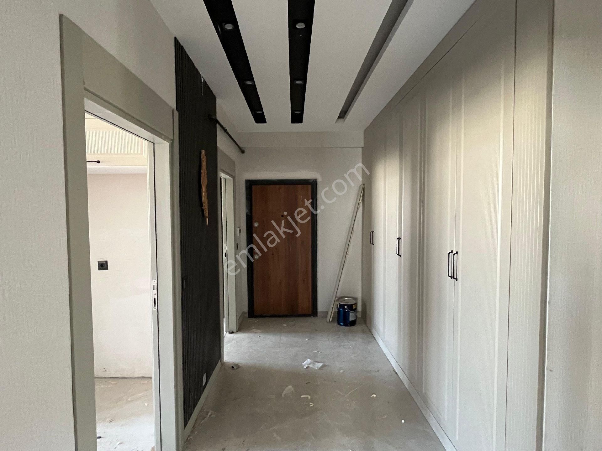 Yavuz Emlak Tan Satılık Daire Arakat Karaköprü Çardaklı Bulvarında 5 Oda - Görsel 9