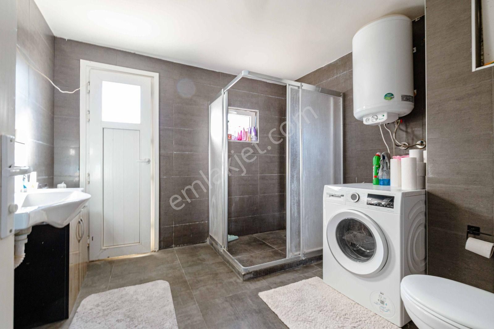 Bodrum Eskiçeşme'de Merkezi Noktalara Yürüme Mesafesinde Müstakil Ev - Görsel 27