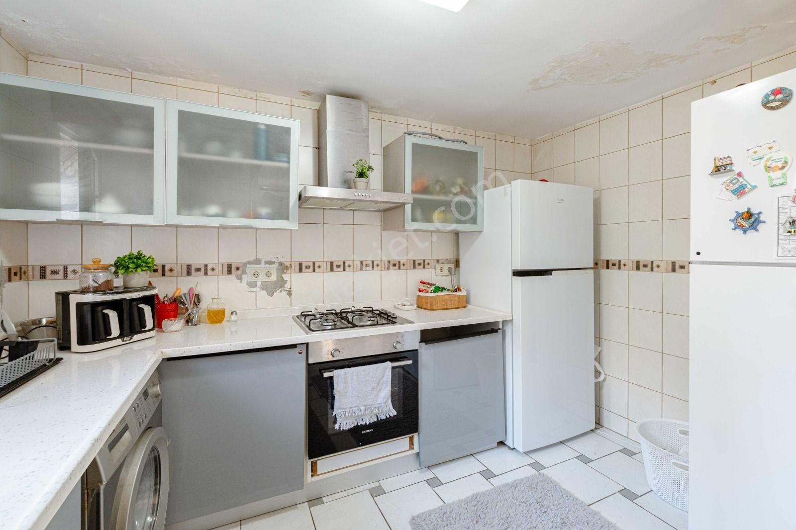 Bodrum Eskiçeşme'de Merkezi Noktalara Yürüme Mesafesinde Müstakil Ev - Görsel 12