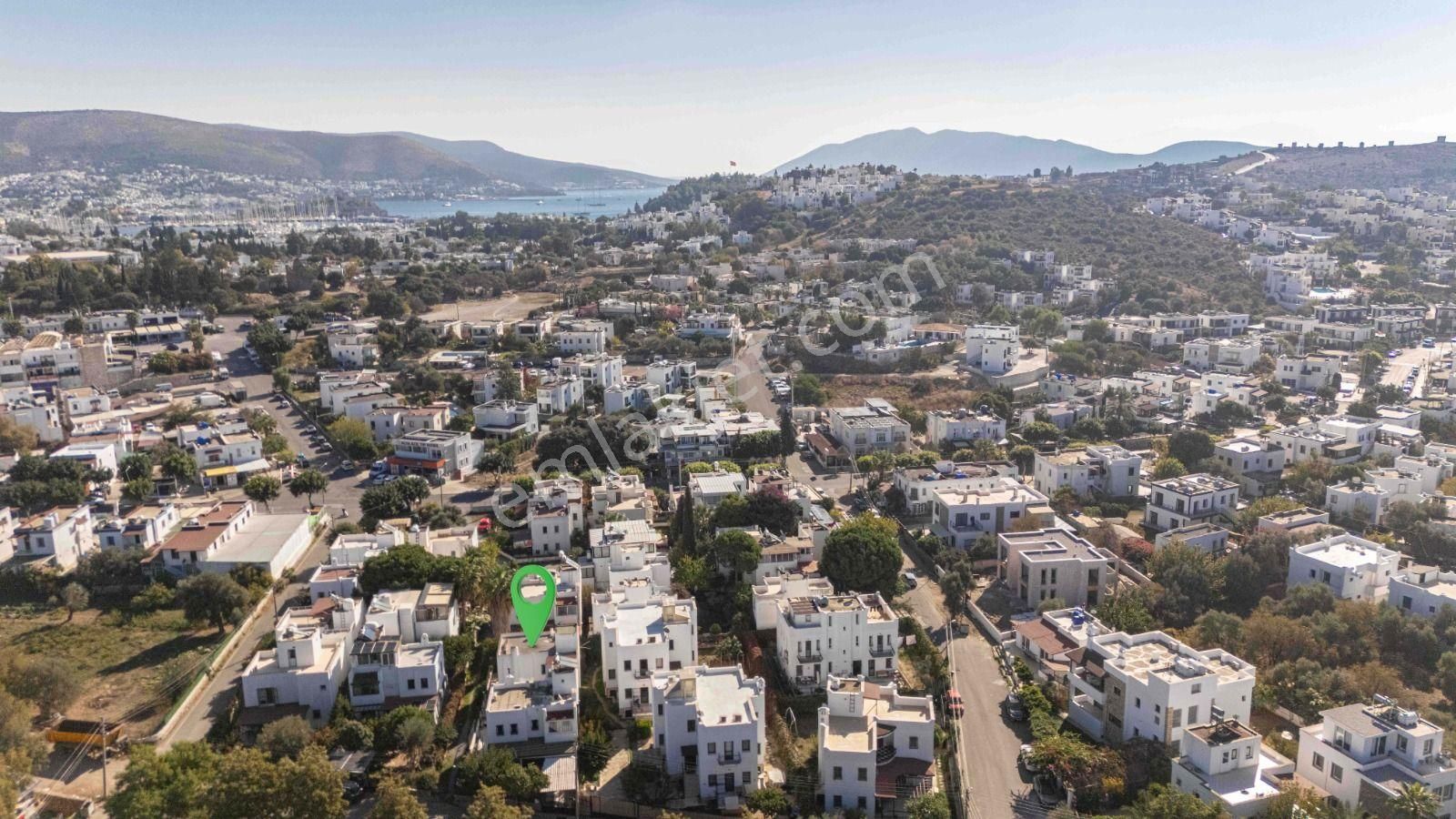 Bodrum Eskiçeşme'de Merkezi Noktalara Yürüme Mesafesinde Müstakil Ev - Görsel 33