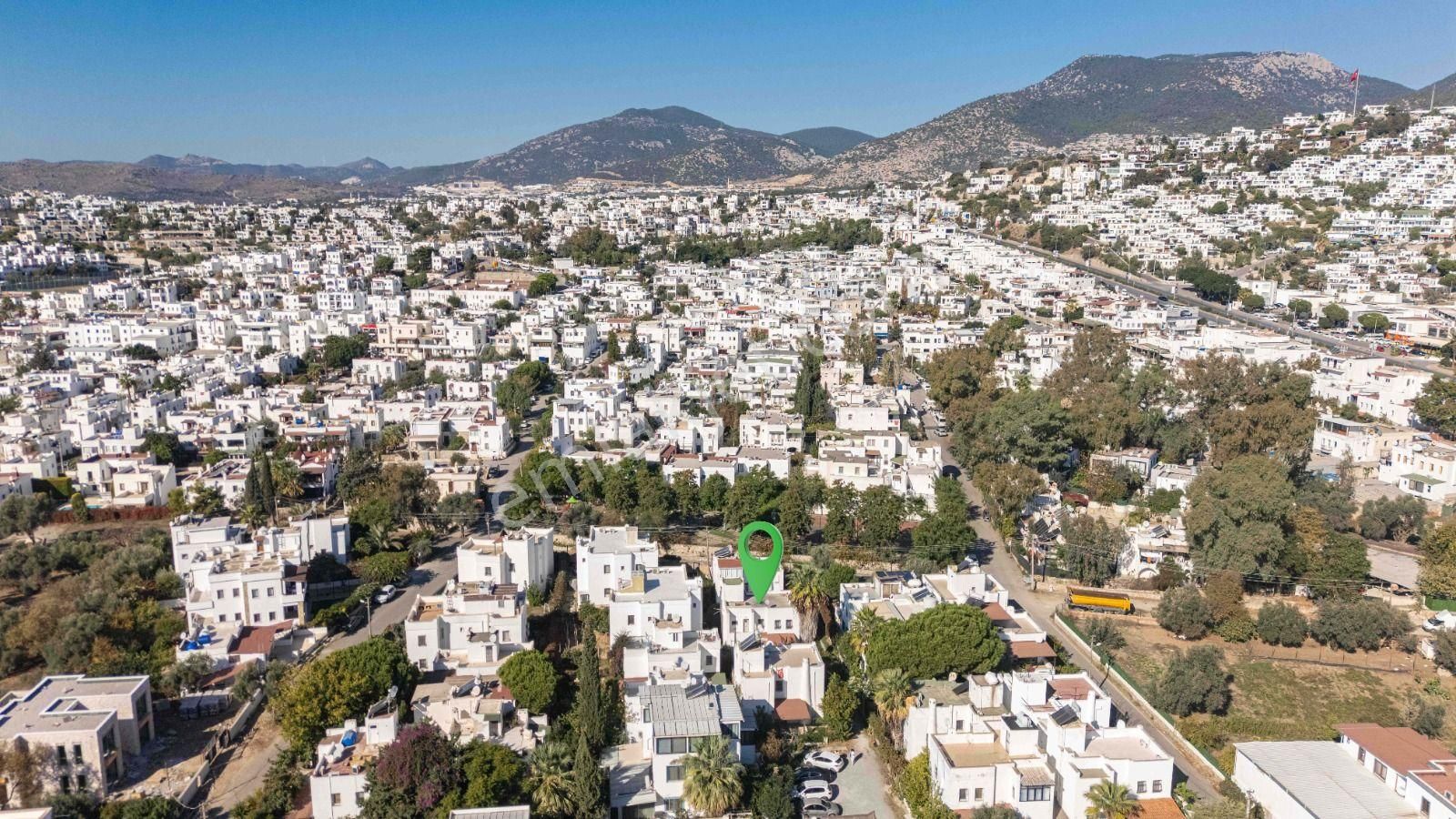 Bodrum Eskiçeşme'de Merkezi Noktalara Yürüme Mesafesinde Müstakil Ev - Görsel 32