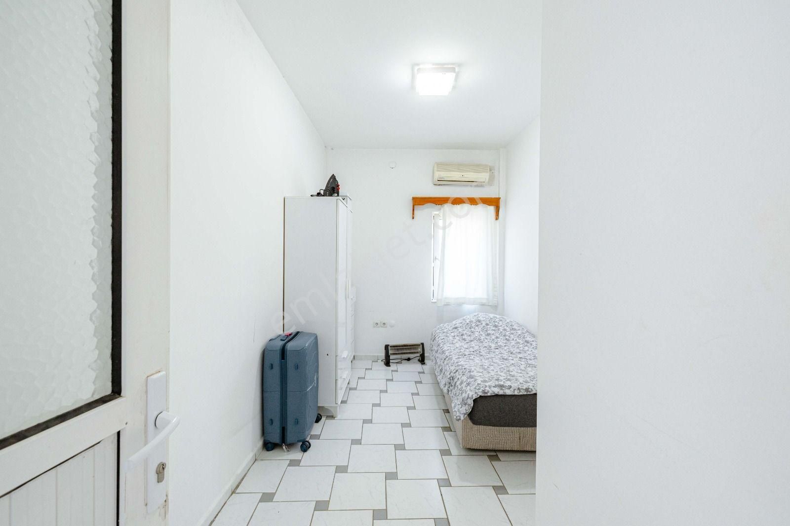 Bodrum Eskiçeşme'de Merkezi Noktalara Yürüme Mesafesinde Müstakil Ev - Görsel 25