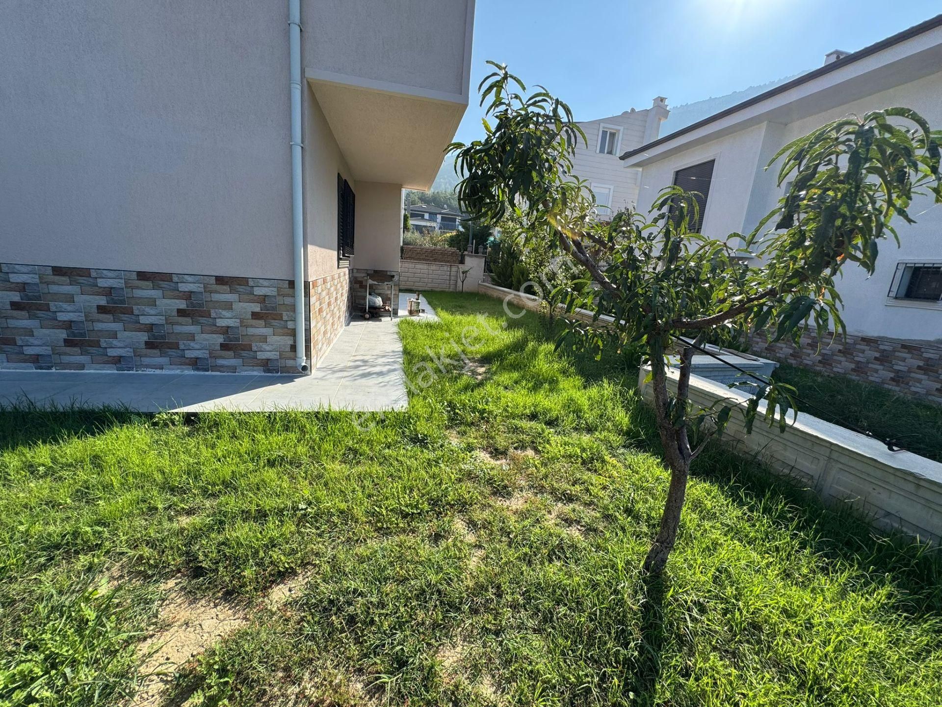 Kuşadası Güzelçamlıda 4+1 Satılık Müstakil Villa - Görsel 17