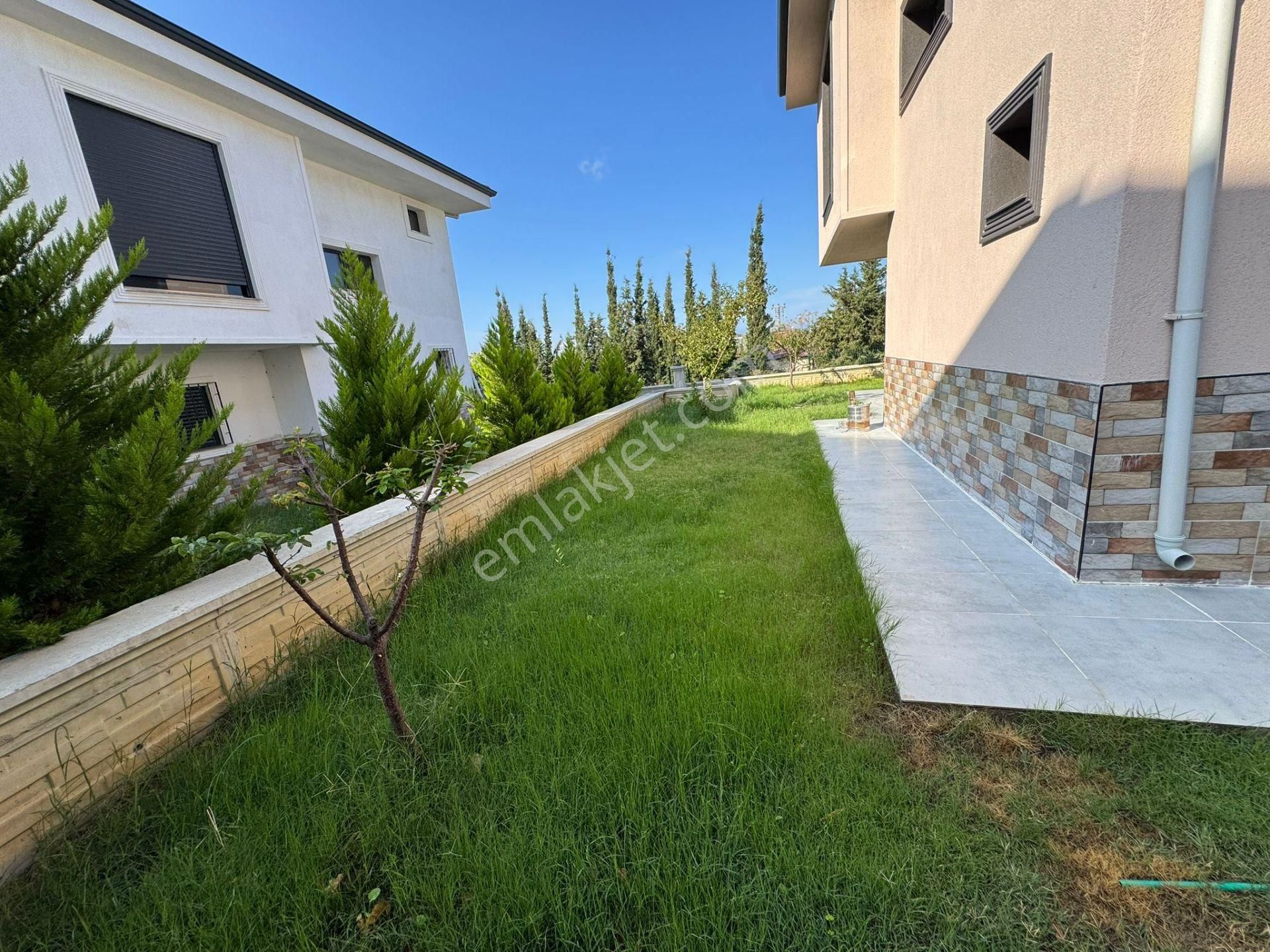 Kuşadası Güzelçamlıda 4+1 Satılık Müstakil Villa - Görsel 18