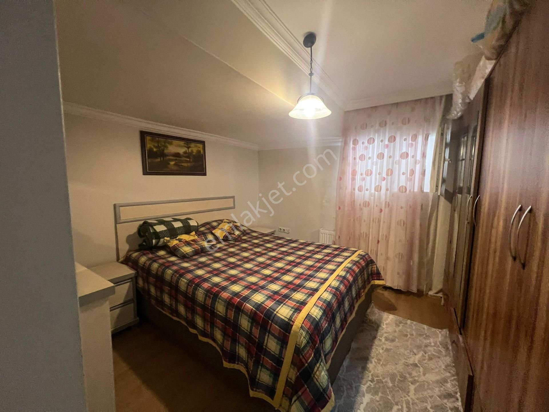 Acill Buca Vergi Dairesi Yakını Barış Mah.de 3+1 120m2 Dgazlı Ayrı Mutfak - Görsel 8