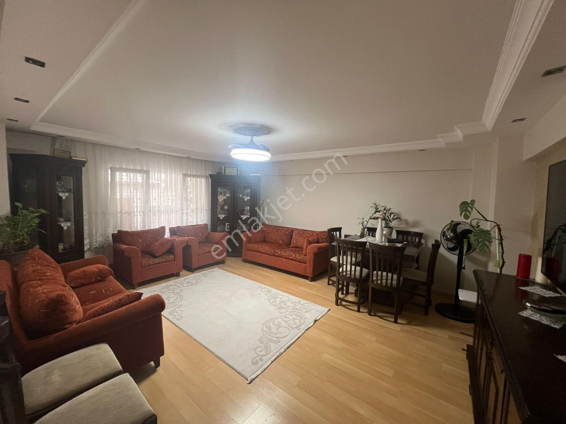 Acill Buca Vergi Dairesi Yakını Barış Mah.de 3+1 120m2 Dgazlı Ayrı Mutfak - Görsel 3