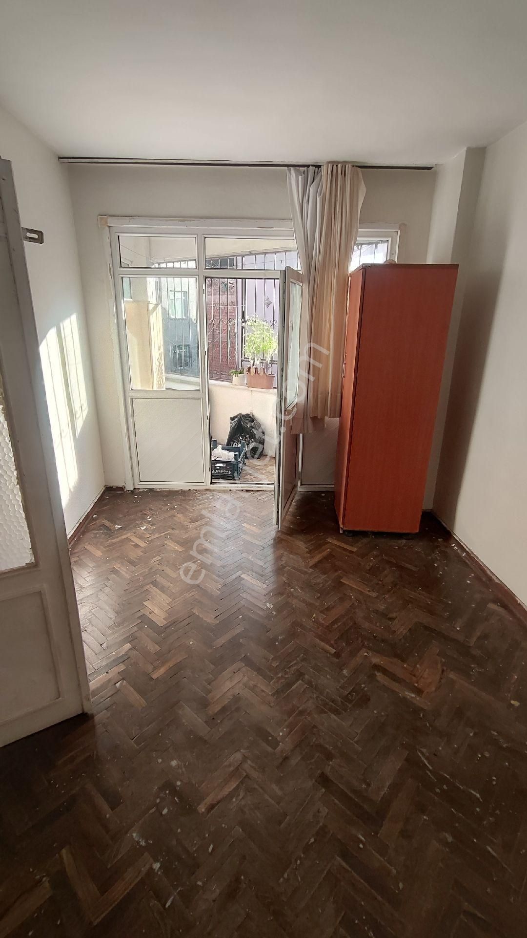 Cerrahpaşada 3+1 Kiralık Daire - Görsel 4