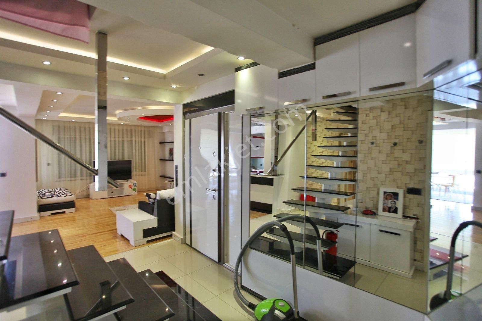 Antalya Lara Güzeloba Da Mobilyalı Kiralık 3+2 Dubleks Daire Önder Sağlam Dan - Görsel 9