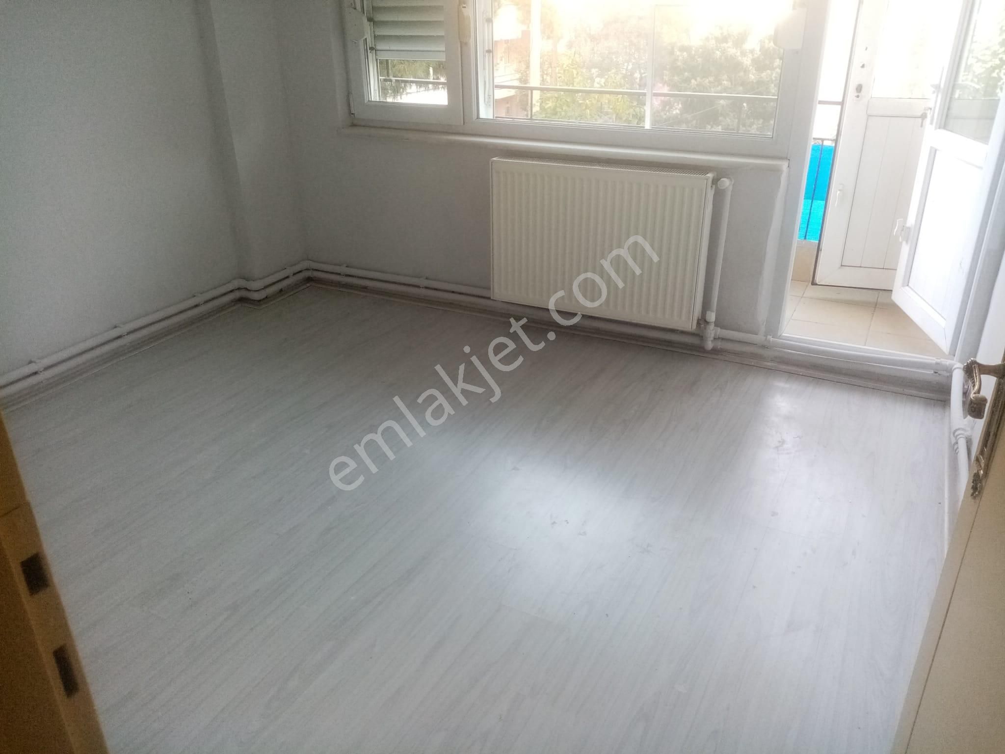 Balıkesir Bahçelievler De Demirdağ Emlak Tan Satılık 3+1 Ara Kat Daire. - Görsel 3