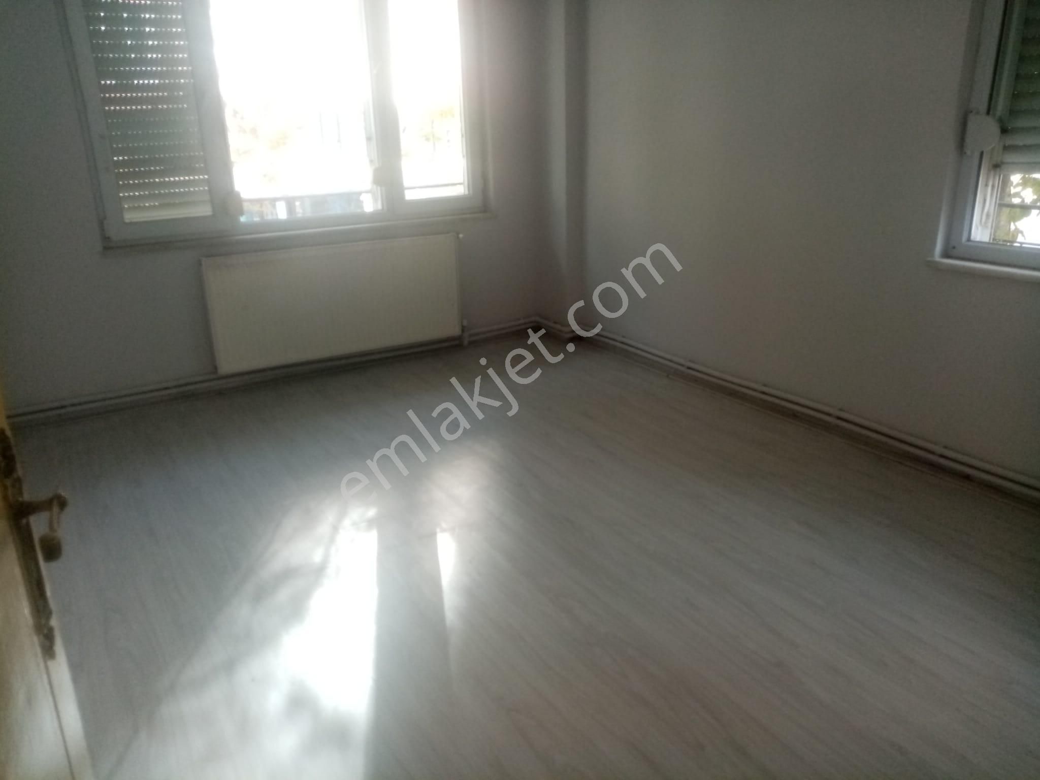 Balıkesir Bahçelievler De Demirdağ Emlak Tan Satılık 3+1 Ara Kat Daire. - Görsel 4