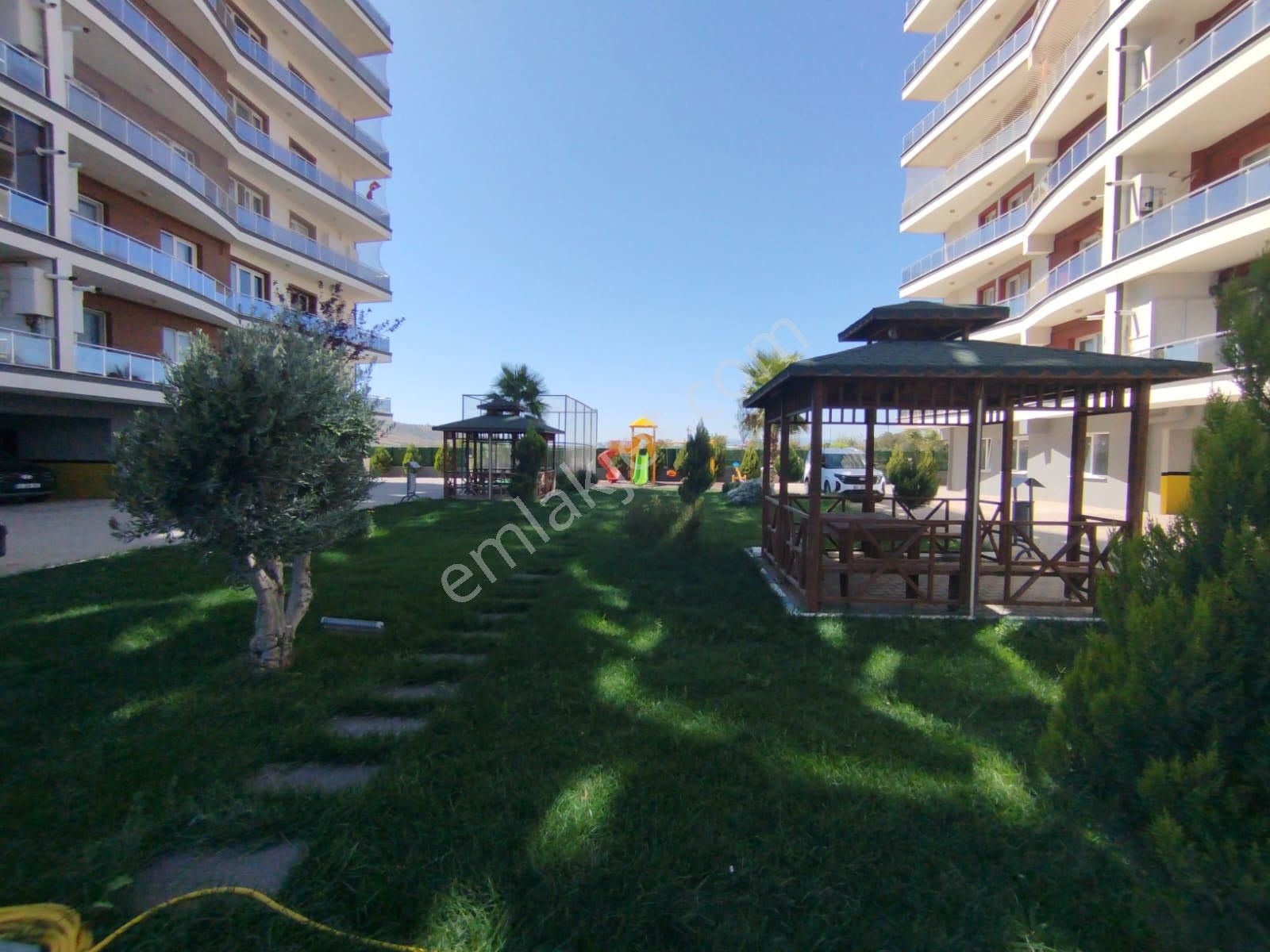 Hürriyet Mahallesi Oliva Garden Sitesi'nde 3+1 Satılık Daire - Görsel 4