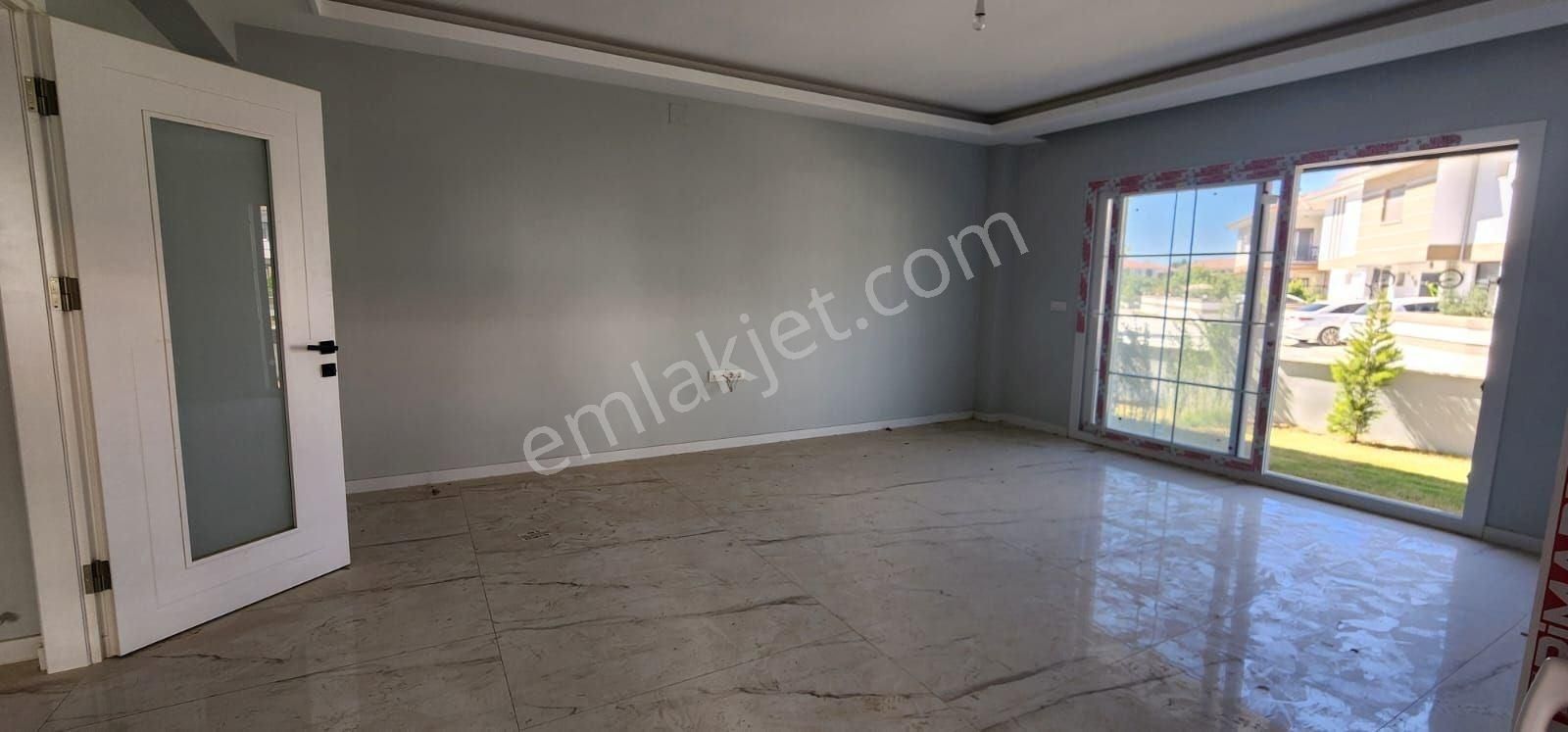 110m² Dubleks Villa – 150m² Müstakil Bahçeli, Havuzlu Site İçinde - Görsel 13