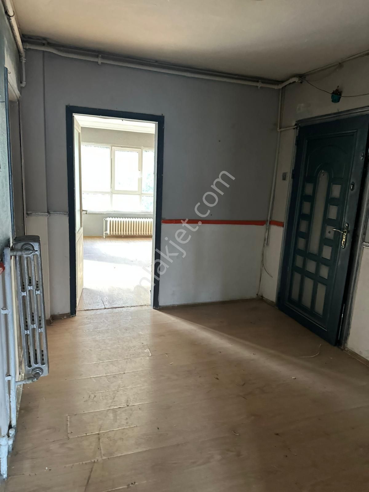 Altıparmak Cd.üzerinde Satılık 2+1 Asansörlü Daire - Görsel 2