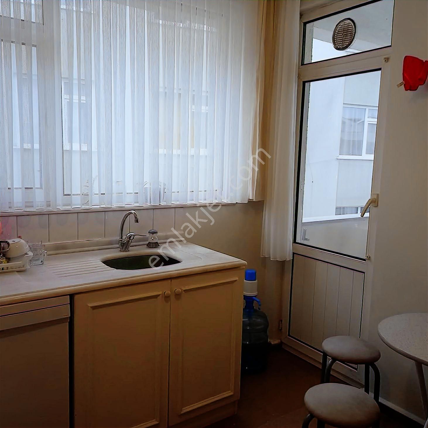 Acıbadem Tur Sokak'ta Yeşillikler İçinde , Geniş 3 + 1 , - Görsel 17