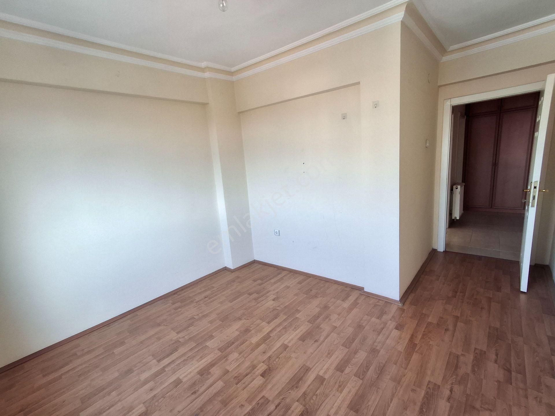 3+1 Asansörlü Cadde Üzeri Manzaralı Orta Kat Bağımsız S. Merkezi Konum - Görsel 21