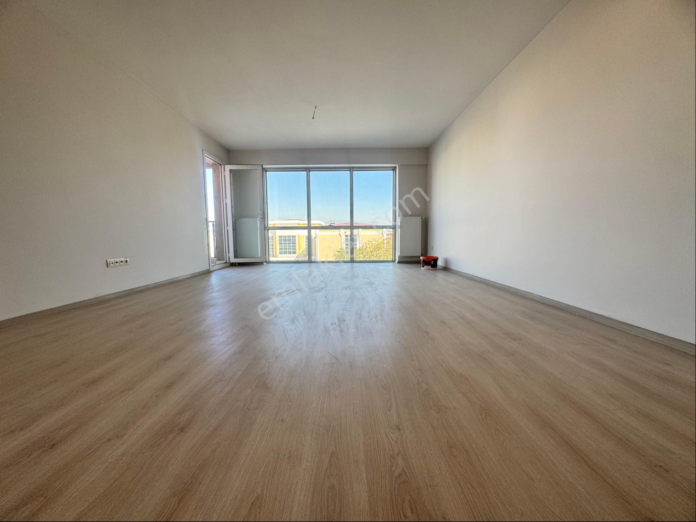 Volkan Koçyiğit Bulvarı Üzerinde 3+1 140m2 Arakat Asansörlü Ebeveyn Banyolu Site İçi Satılık Daire - Görsel 3