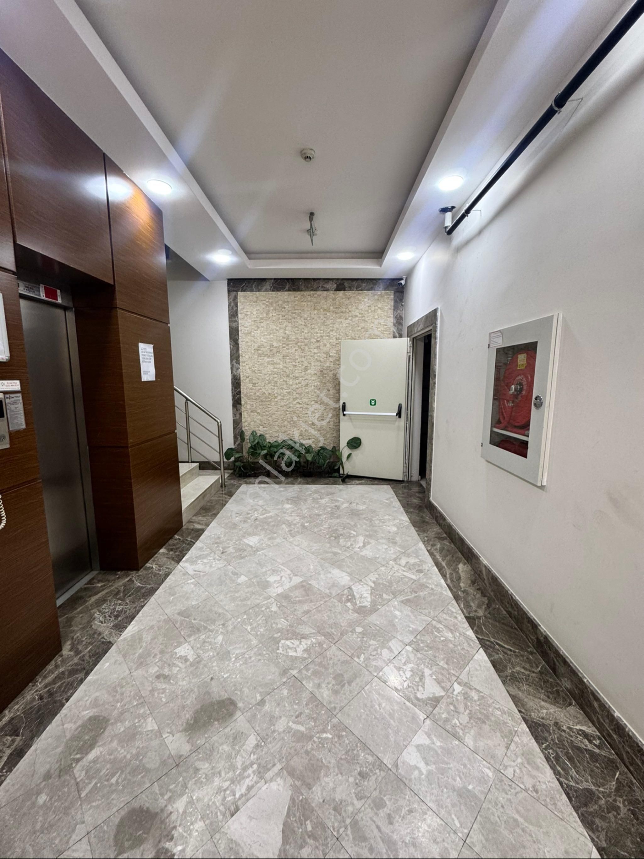 Volkan Koçyiğit Bulvarı Üzerinde 3+1 140m2 Arakat Asansörlü Ebeveyn Banyolu Site İçi Satılık Daire - Görsel 30