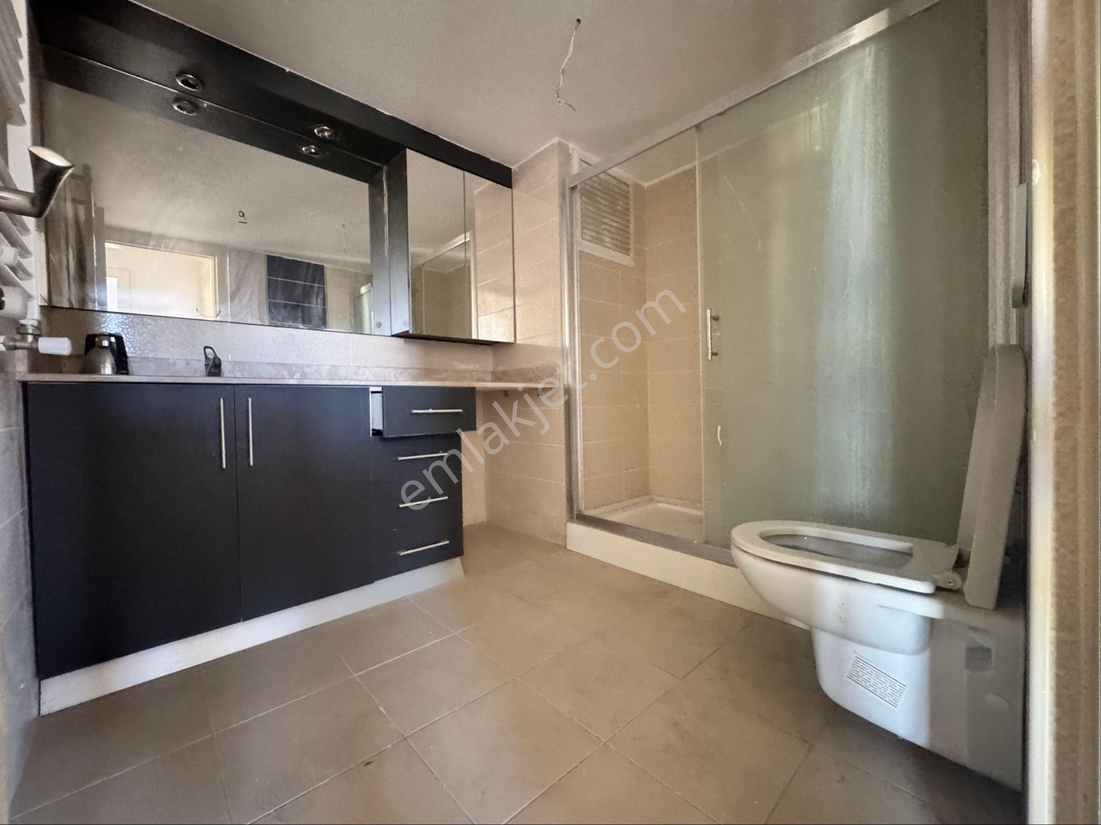 Volkan Koçyiğit Bulvarı Üzerinde 3+1 140m2 Arakat Asansörlü Ebeveyn Banyolu Site İçi Satılık Daire - Görsel 21