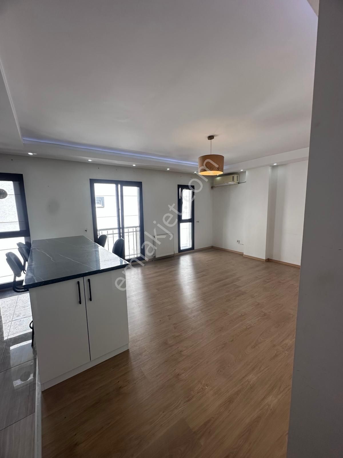 Metrobüse Yürüme Mesafesinde, Kullanışlı Dubleks Daire - Görsel 3