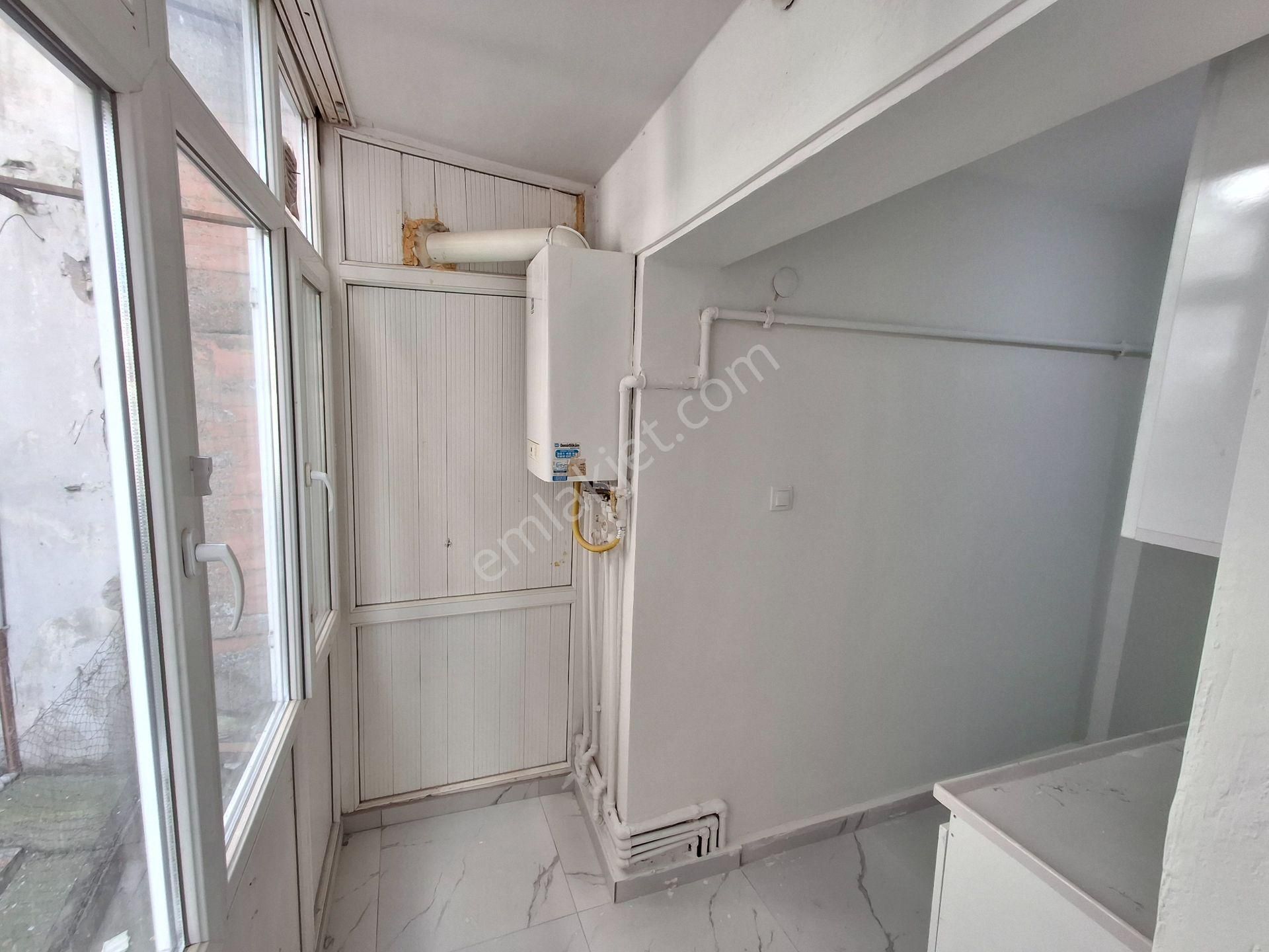 2+1 Lüks Yapılı Masrafsız Merkezi Konumda Balkonlu Daire - Görsel 8