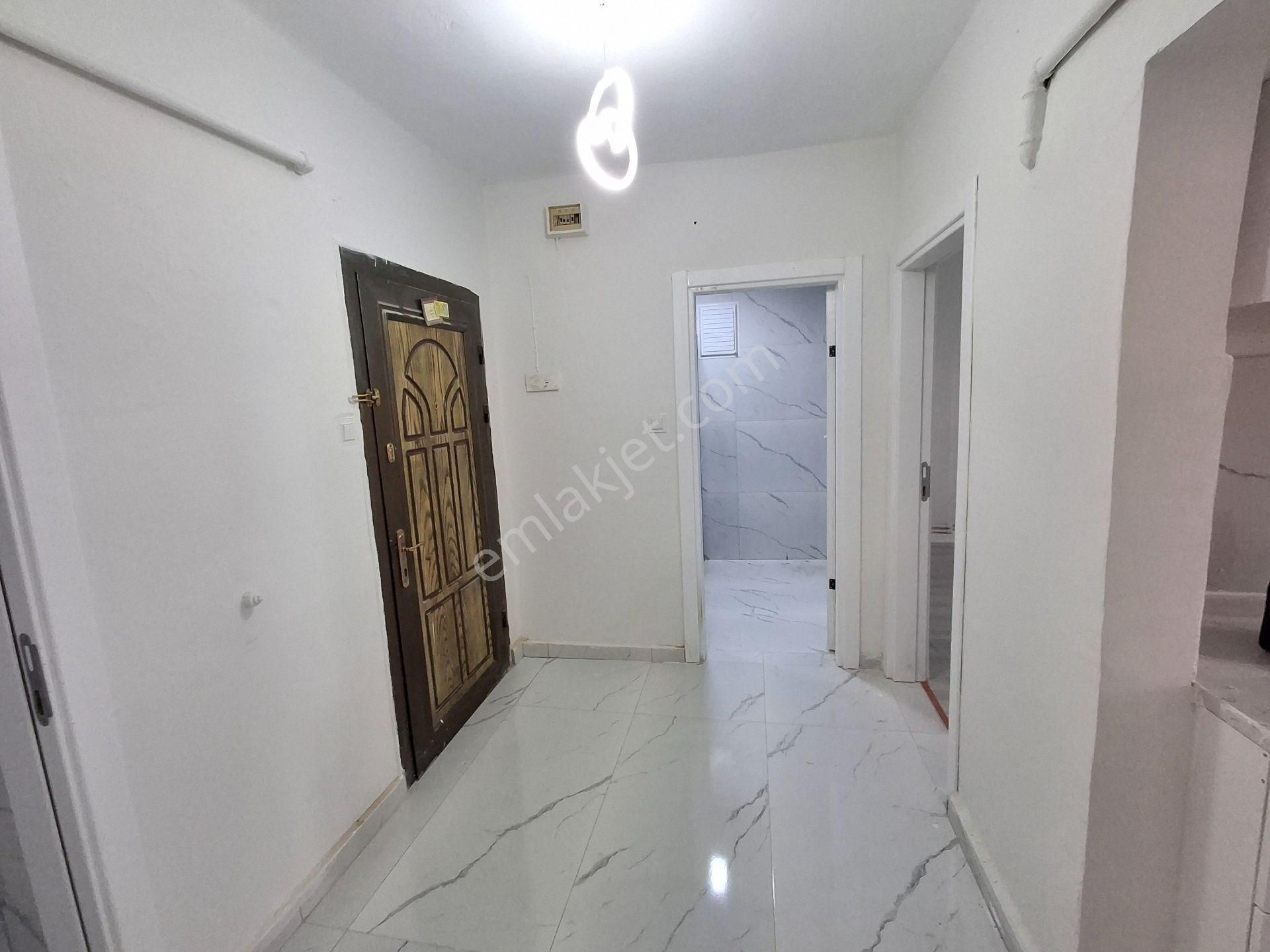 2+1 Lüks Yapılı Masrafsız Merkezi Konumda Balkonlu Daire - Görsel 11