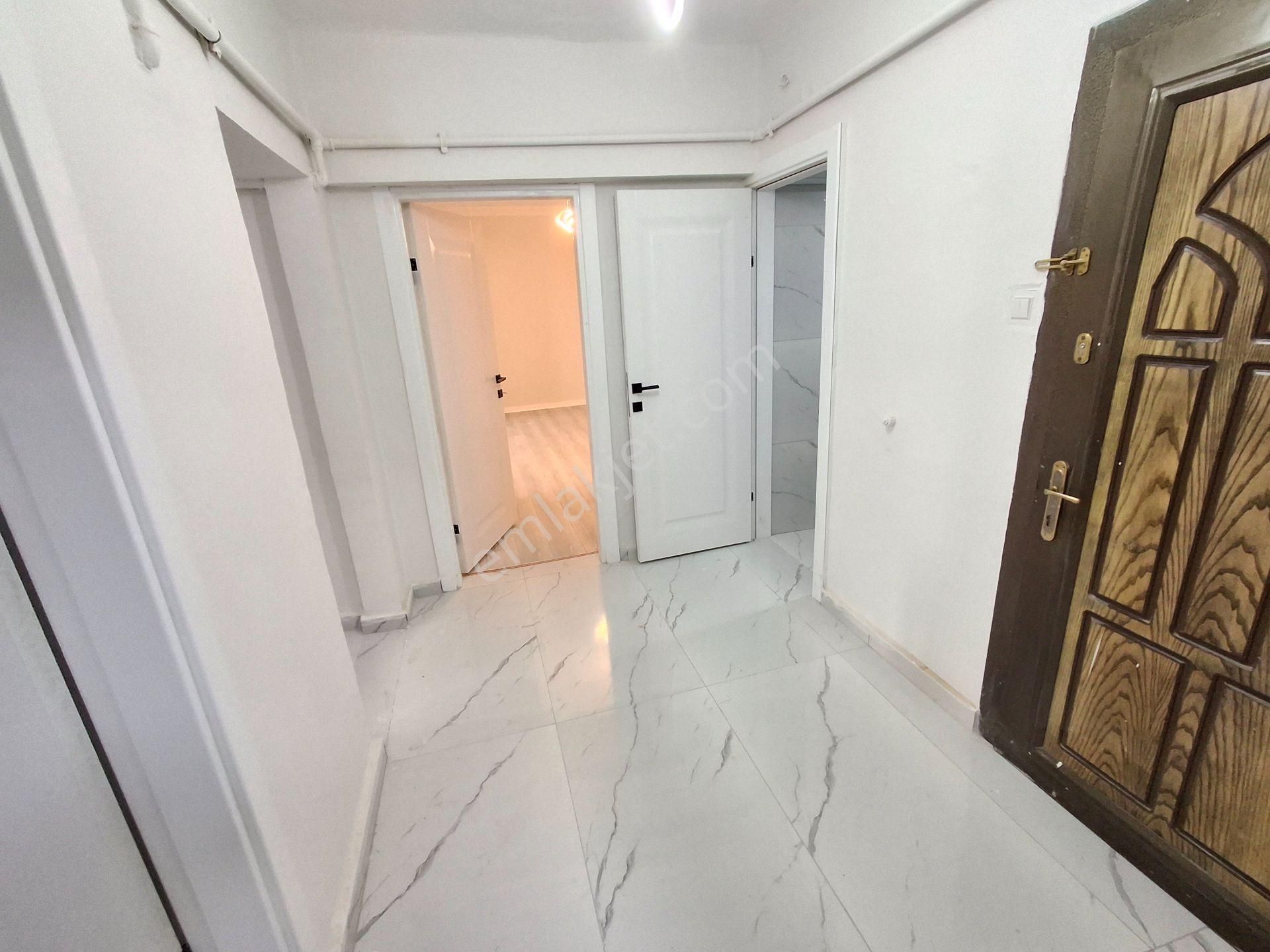 2+1 Lüks Yapılı Masrafsız Merkezi Konumda Balkonlu Daire - Görsel 12