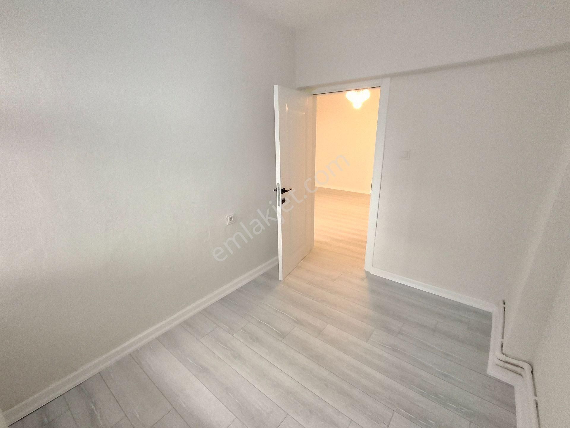 2+1 Lüks Yapılı Masrafsız Merkezi Konumda Balkonlu Daire - Görsel 29